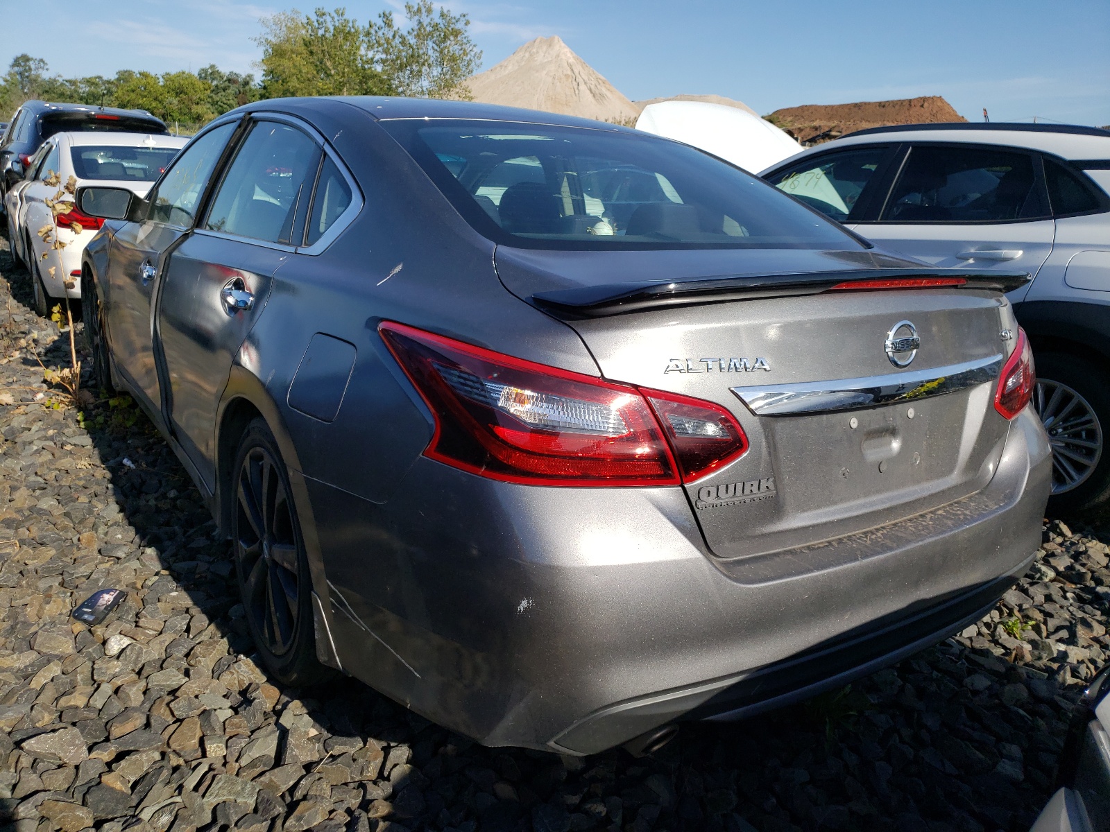Photo 3 from auction – 2017 NISSAN ALTIMA 2.5 with VIN 1N4AL3AP0HC470778