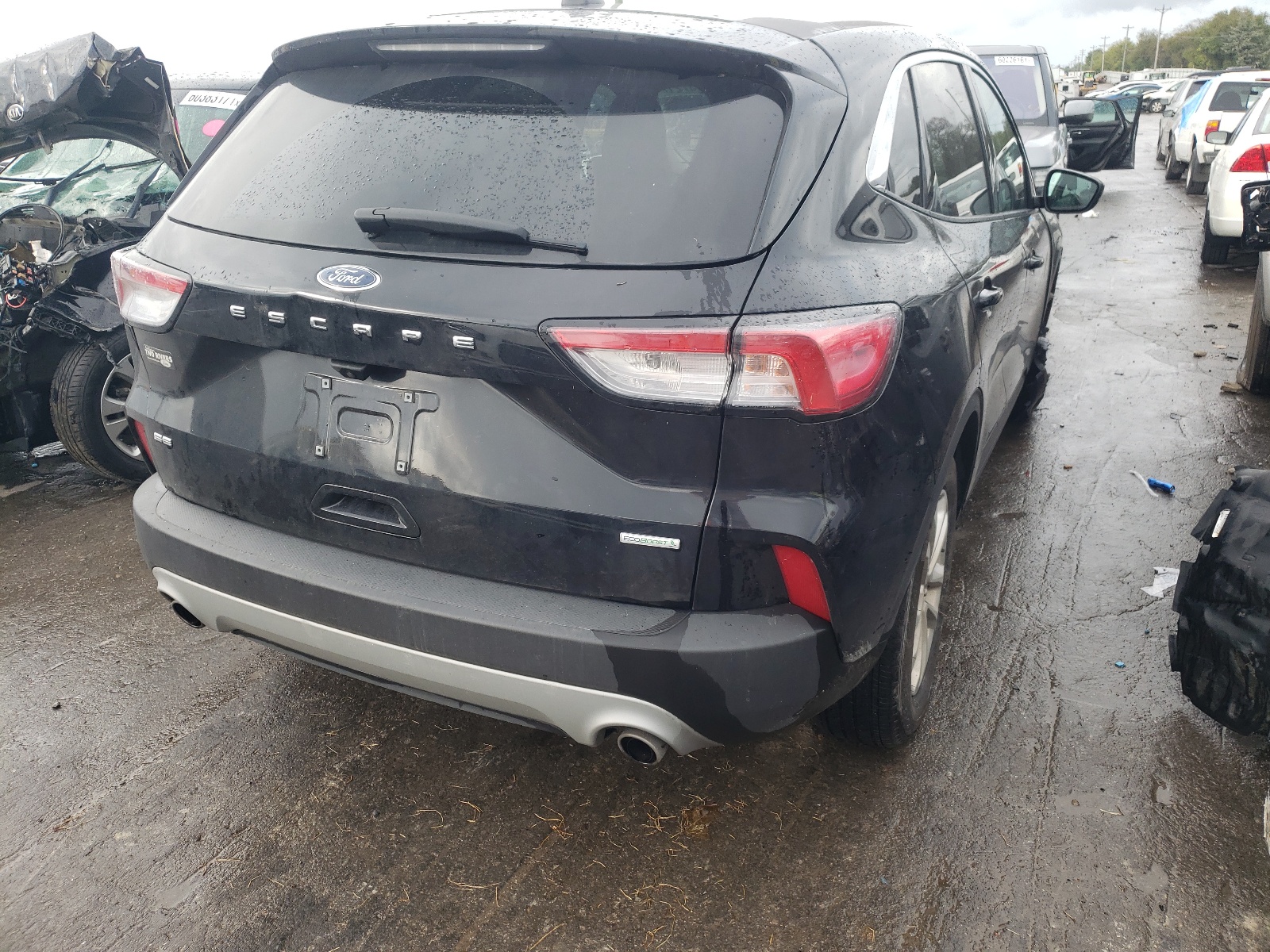 Photo 4 from auction – 2020 FORD ESCAPE SE with VIN 1FMCU0G60LUB57192