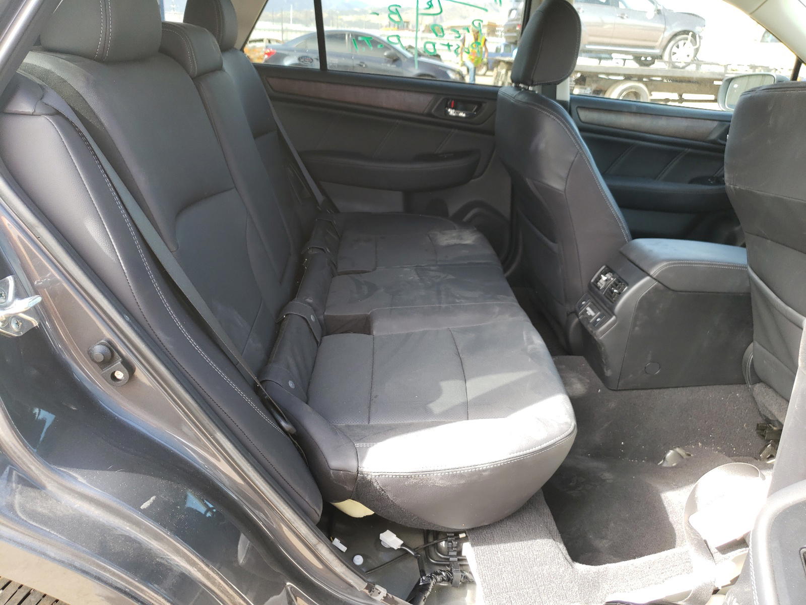 Photo 6 from auction – 2018 SUBARU OUTBACK 2. with VIN 4S4BSANC8J3288731