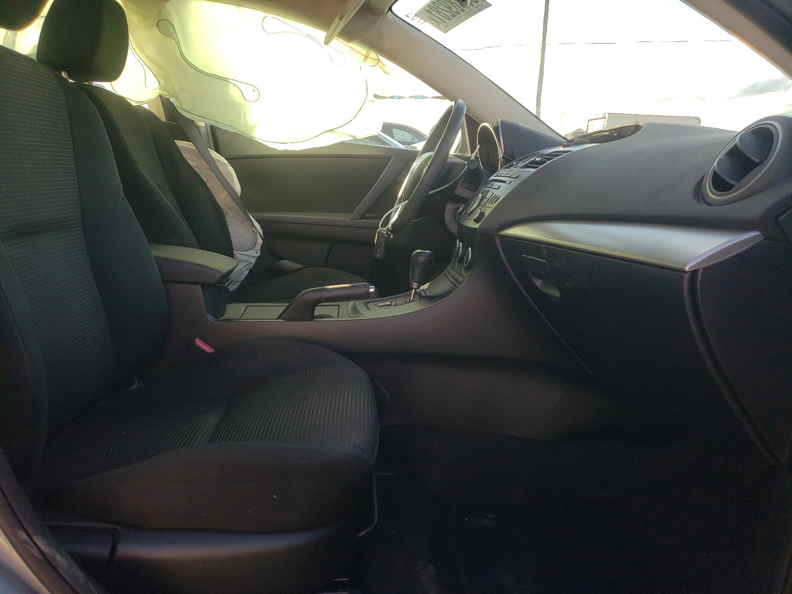 Photo 5 from auction – 2013 MAZDA 3 I with VIN JM1BL1V76D1747162