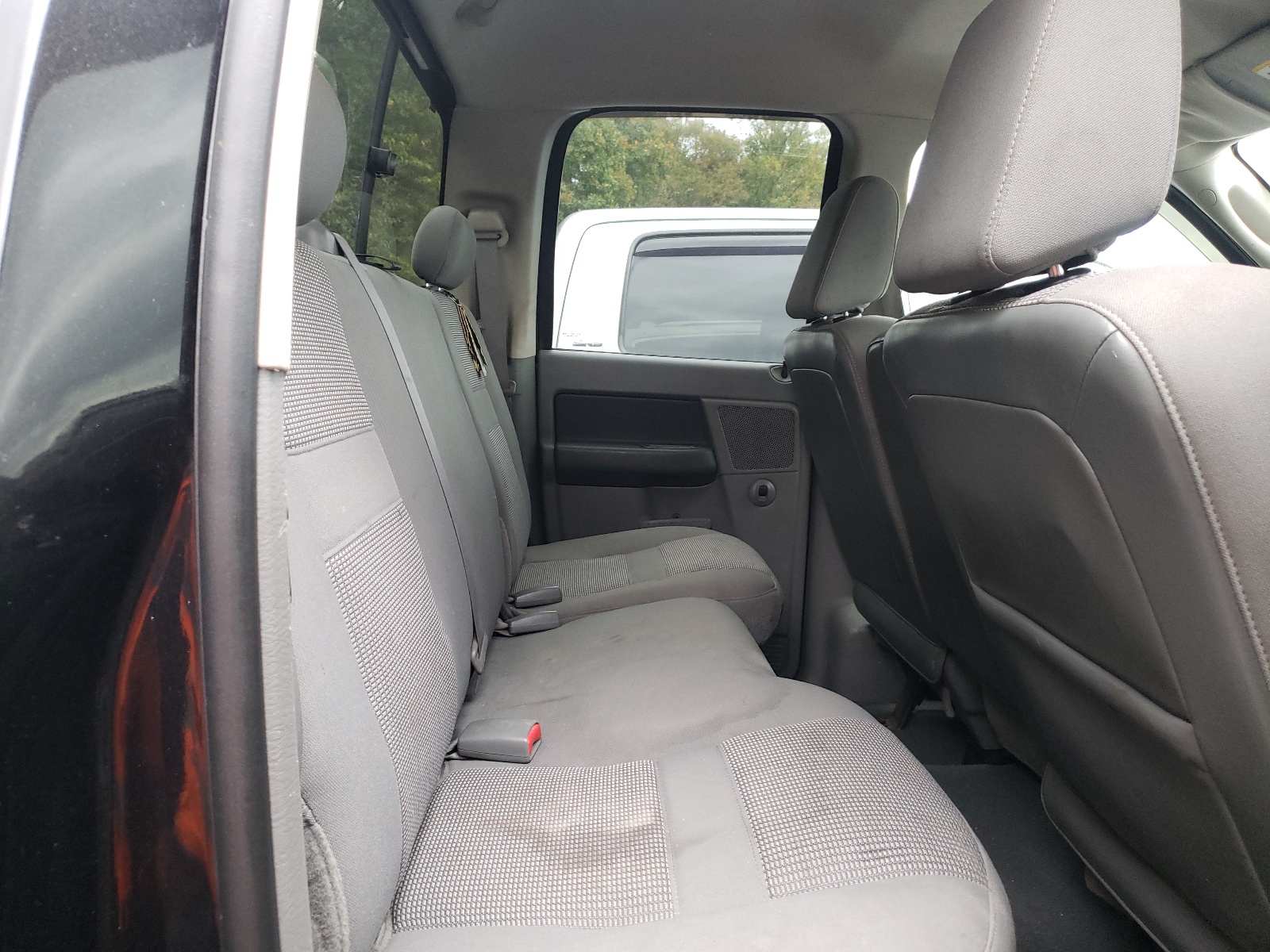 Photo 6 from auction – 2007 DODGE RAM 1500 S with VIN 1D7HU18207J549811
