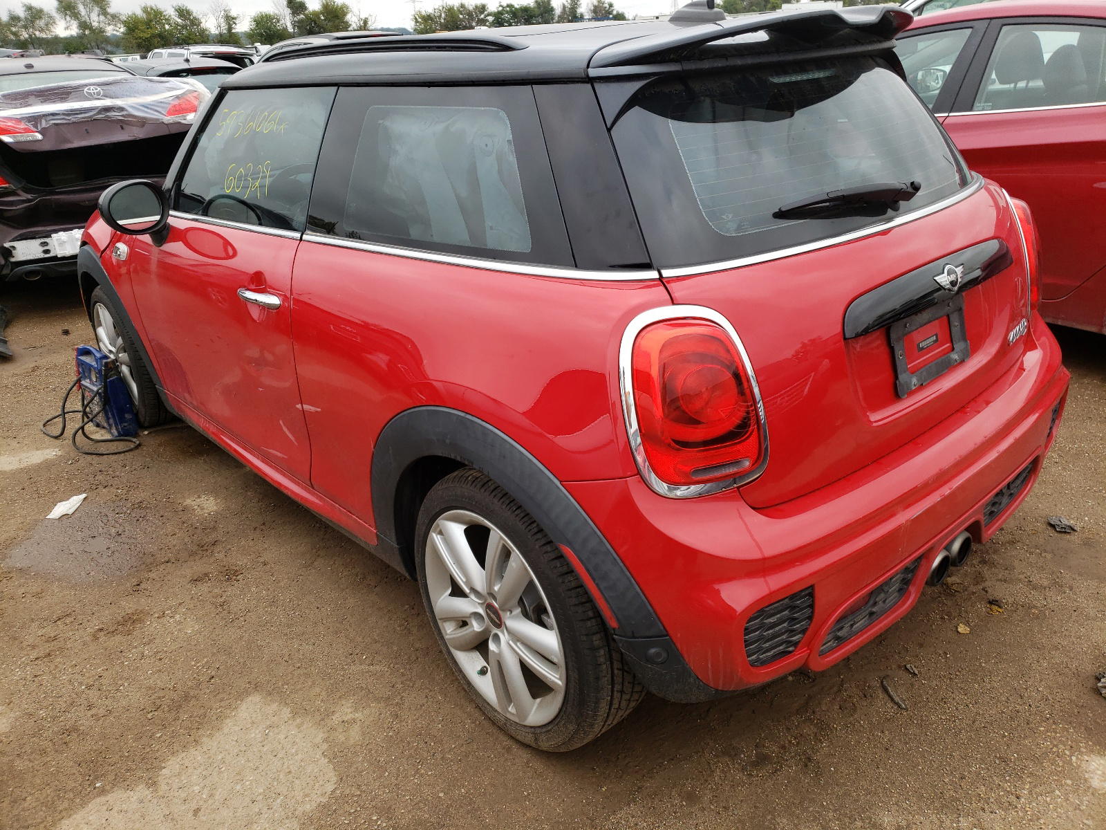 Photo 3 from auction – 2016 MINI COOPER S with VIN WMWXP7C53G3B92503