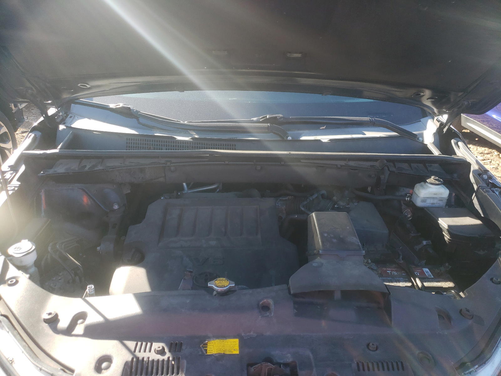 Photo 7 from auction – 2015 TOYOTA HIGHLANDER with VIN 5TDBKRFH6FS138040