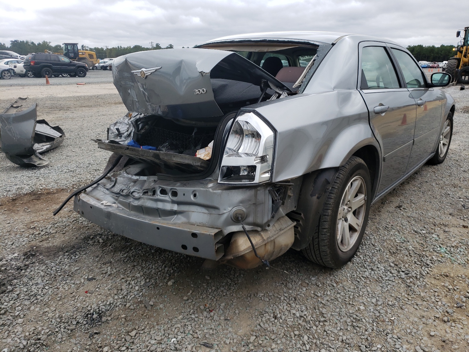 Photo 4 from auction – 2006 CHRYSLER 300 with VIN 2C3LA43R56H525558