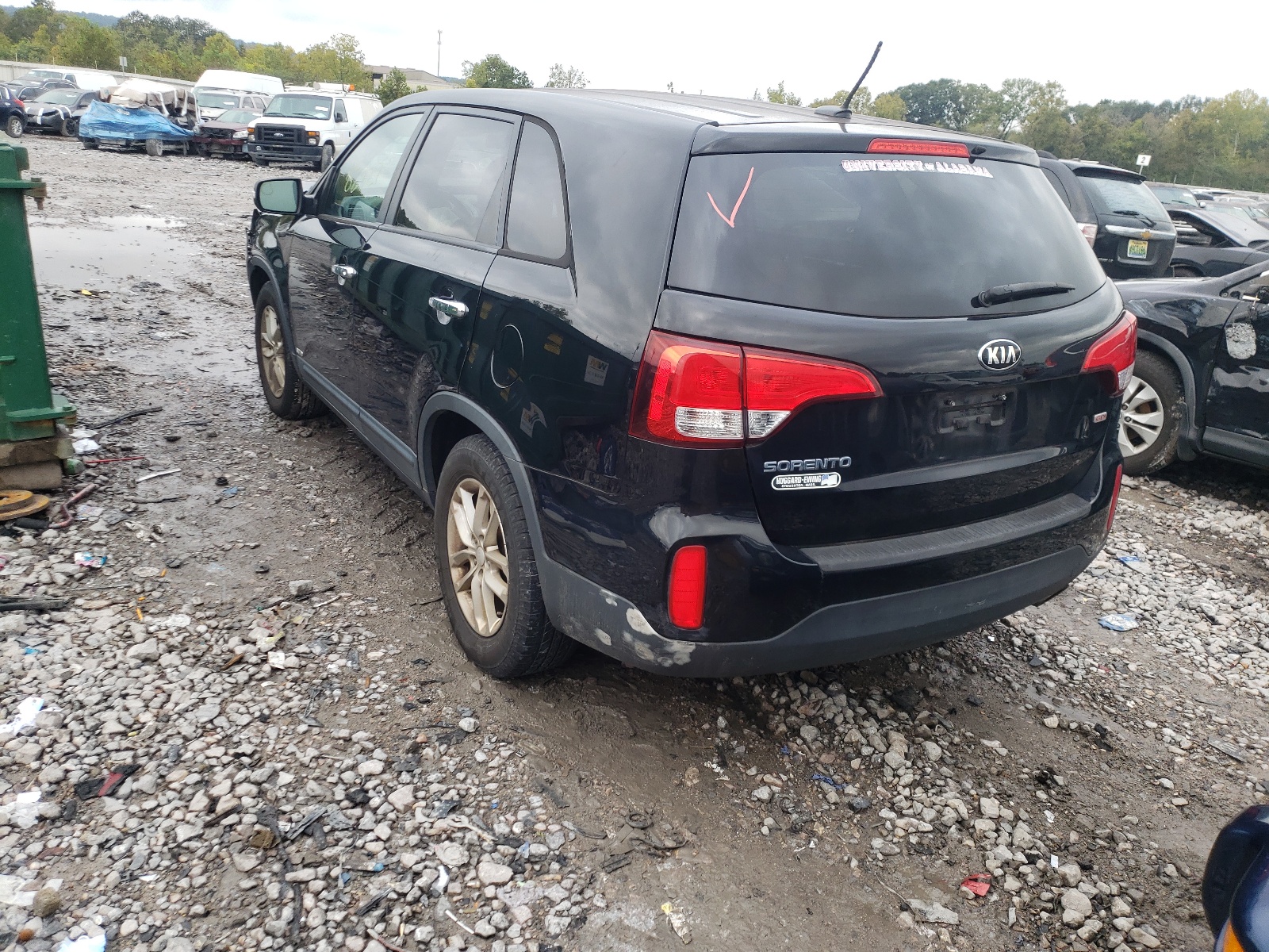 Photo 3 from auction – 2014 KIA SORENTO LX with VIN 5XYKTCA61EG525817