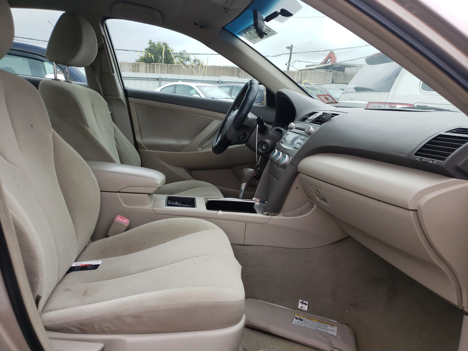 Photo 5 from auction – 2009 TOYOTA CAMRY BASE with VIN 4T1BE46K89U861115