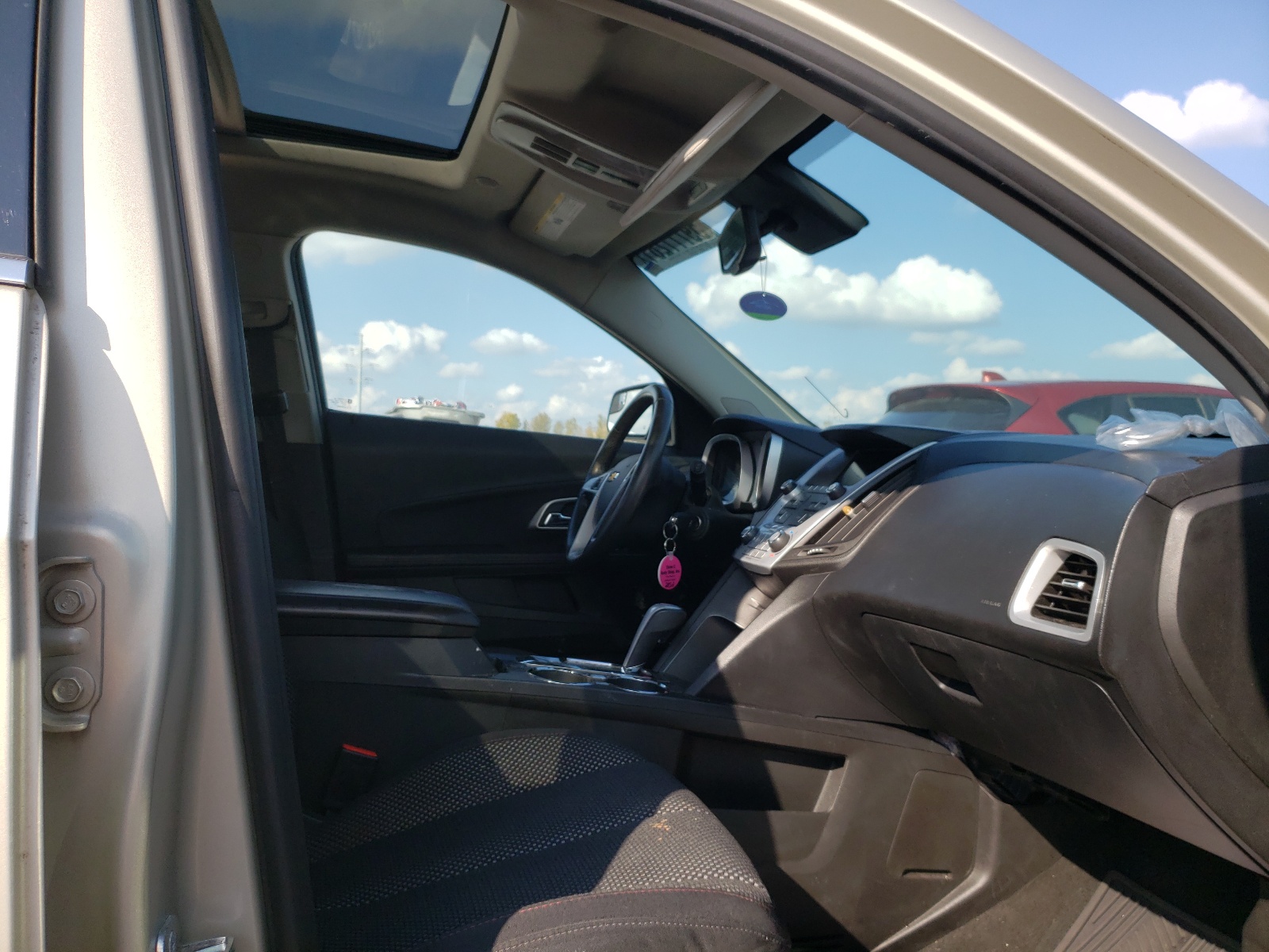 Photo 5 from auction – 2014 CHEVROLET EQUINOX LT with VIN 2GNALBEK0E6332852