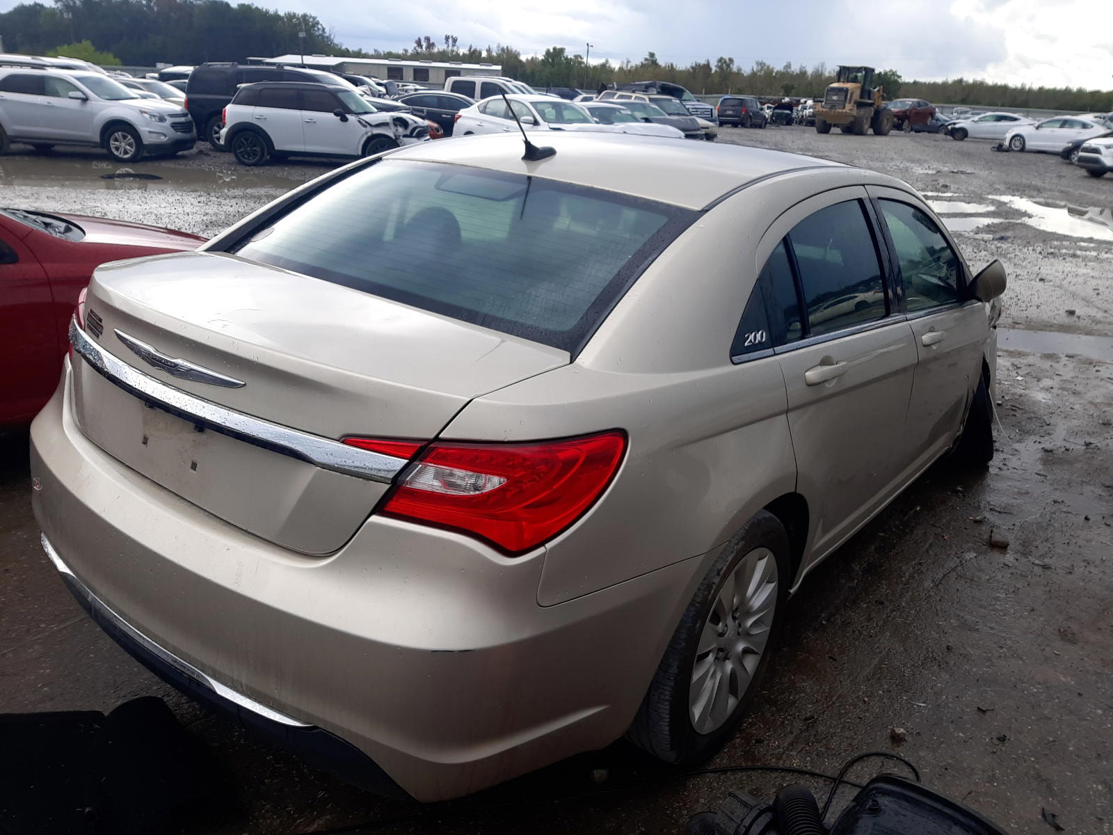 Photo 4 from auction – 2014 CHRYSLER 200 LX with VIN 1C3CCBAB3EN213443