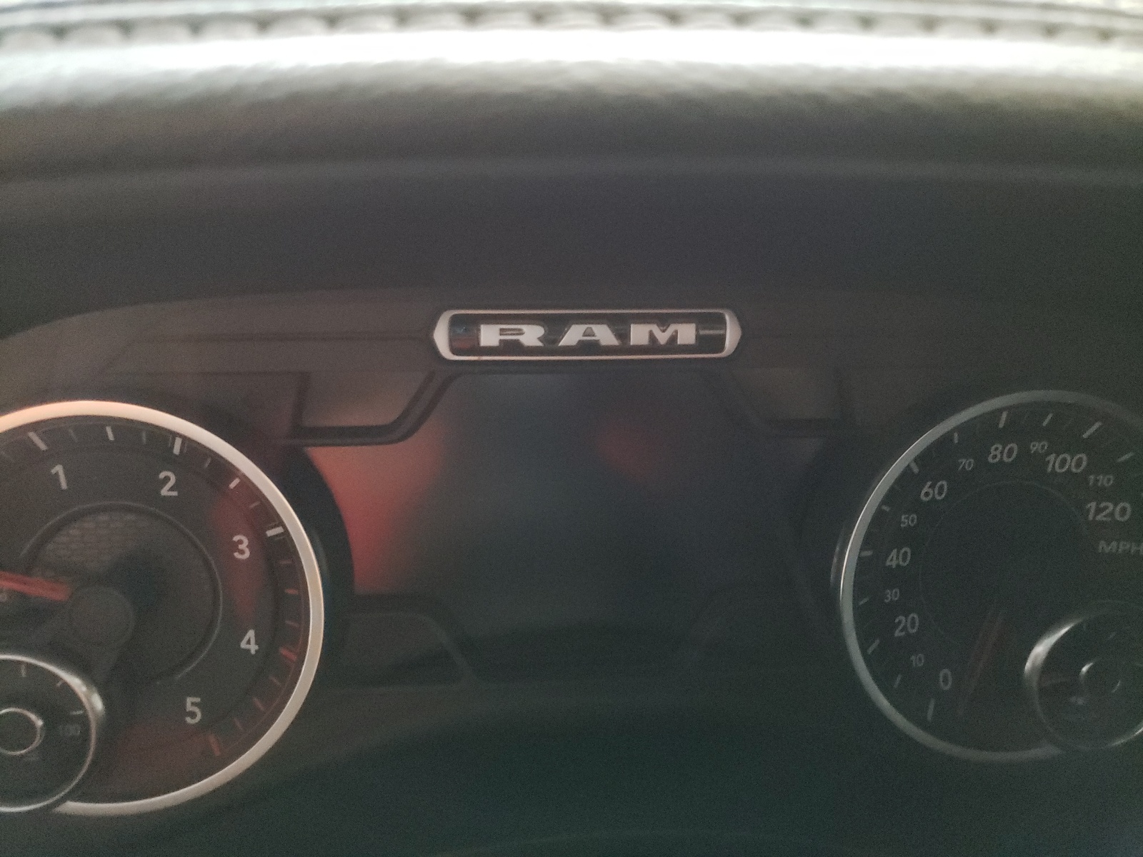 Photo 18 from auction – 2021 RAM 2500 LARAM with VIN 3C6UR5FL1MG682465