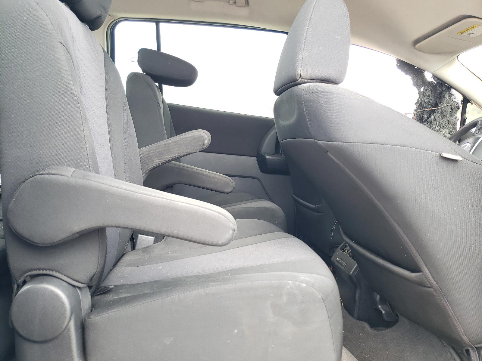 Photo 6 from auction – 2013 MAZDA 5 with VIN JM1CW2BL3D0158059