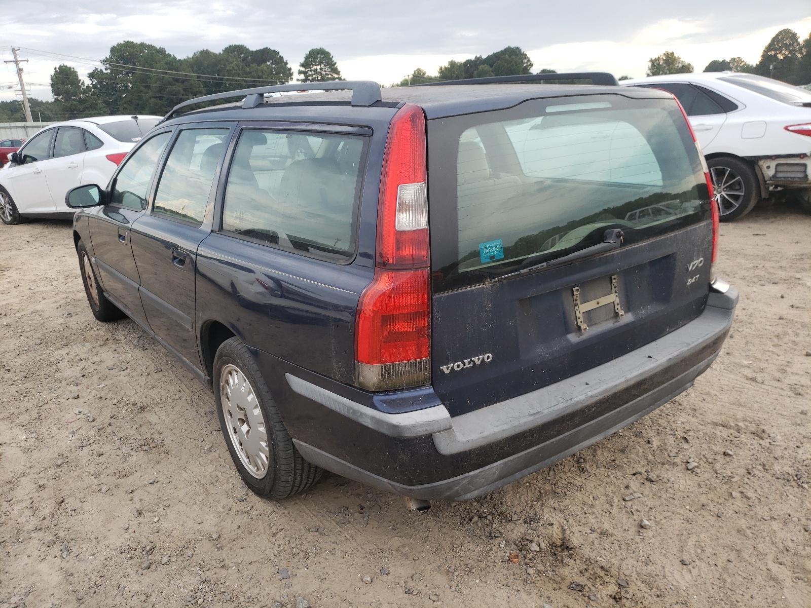 Photo 3 from auction – 2001 VOLVO V70 2.4T with VIN YV1SW58DX11025182