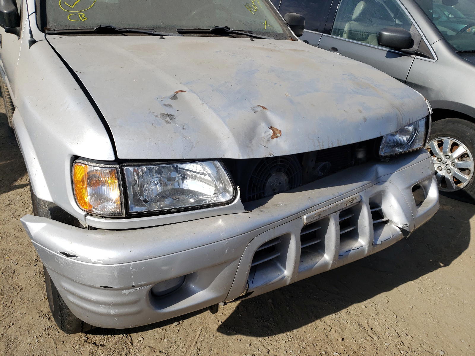 Photo 9 from auction – 2002 ISUZU RODEO S with VIN 4S2CK58W224310177