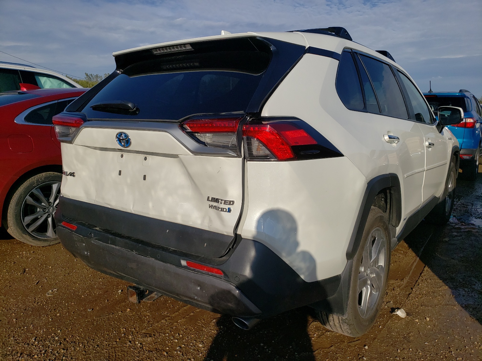 Photo 4 from auction – 2020 TOYOTA RAV4 LIMIT with VIN 2T3DWRFV9LW061886