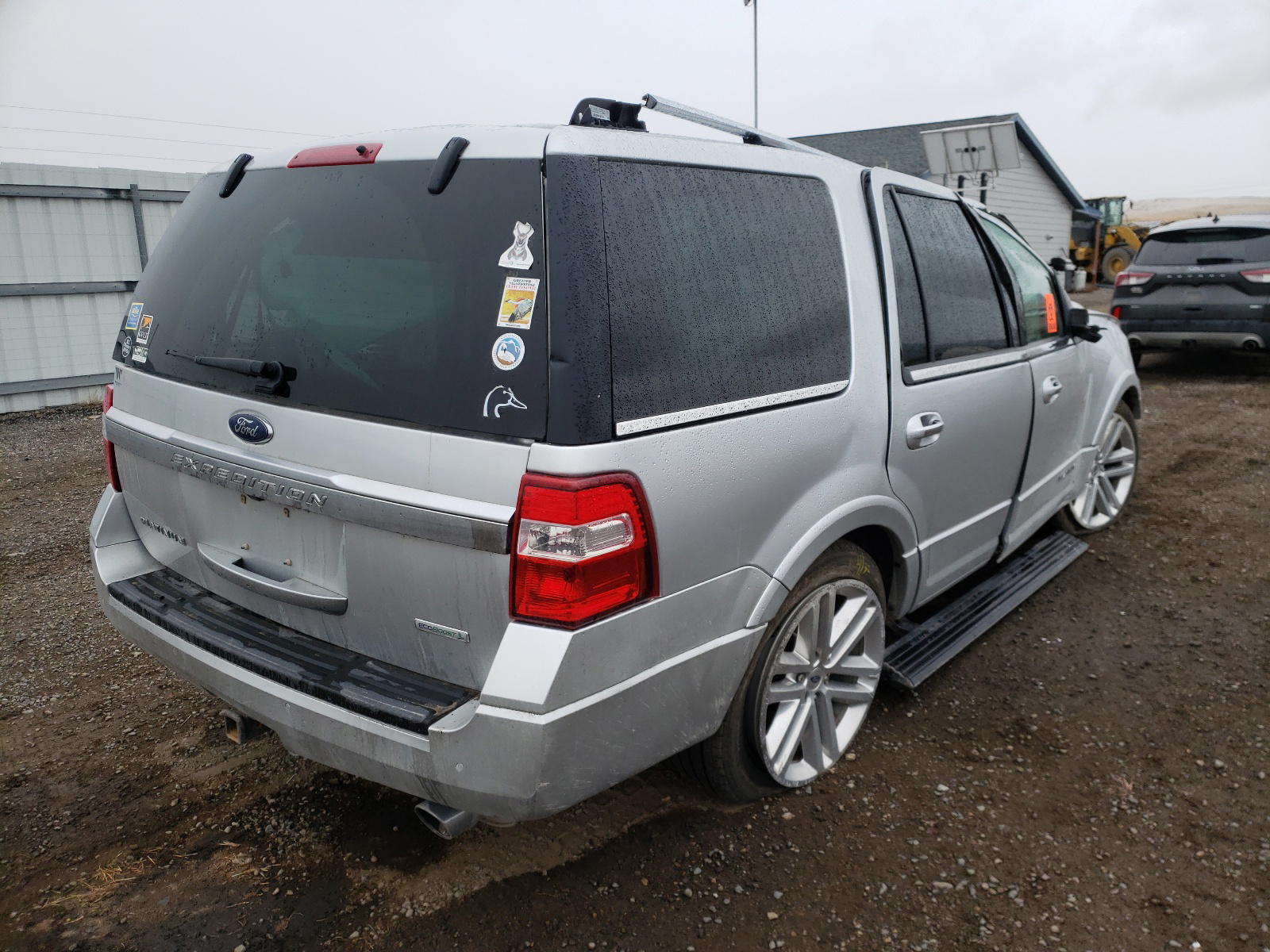 Photo 4 from auction – 2017 FORD EXPEDITION with VIN 1FMJU1MT2HEA23986