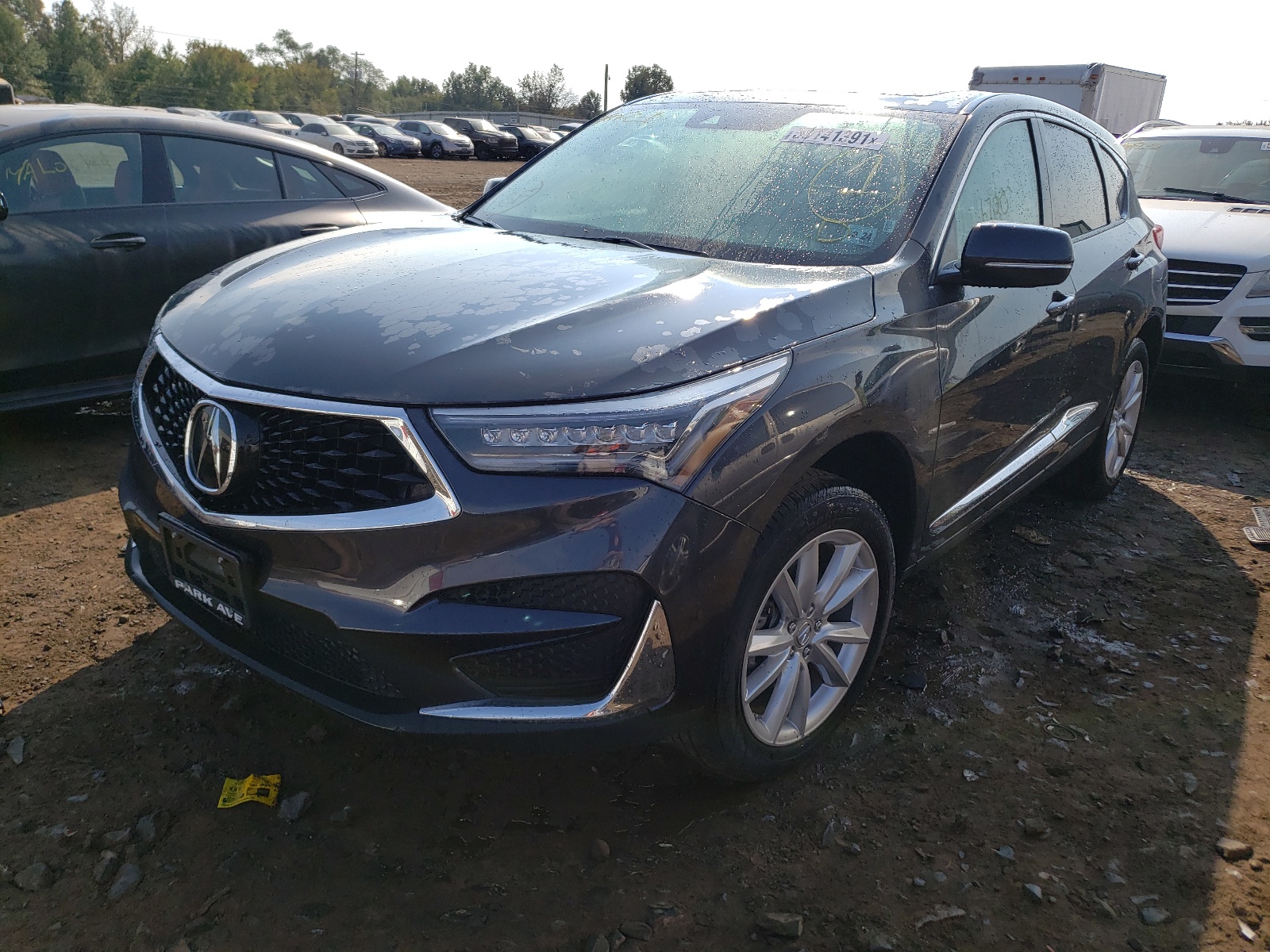 Photo 2 from auction – 2020 ACURA RDX with VIN 5J8TC2H36LL017498