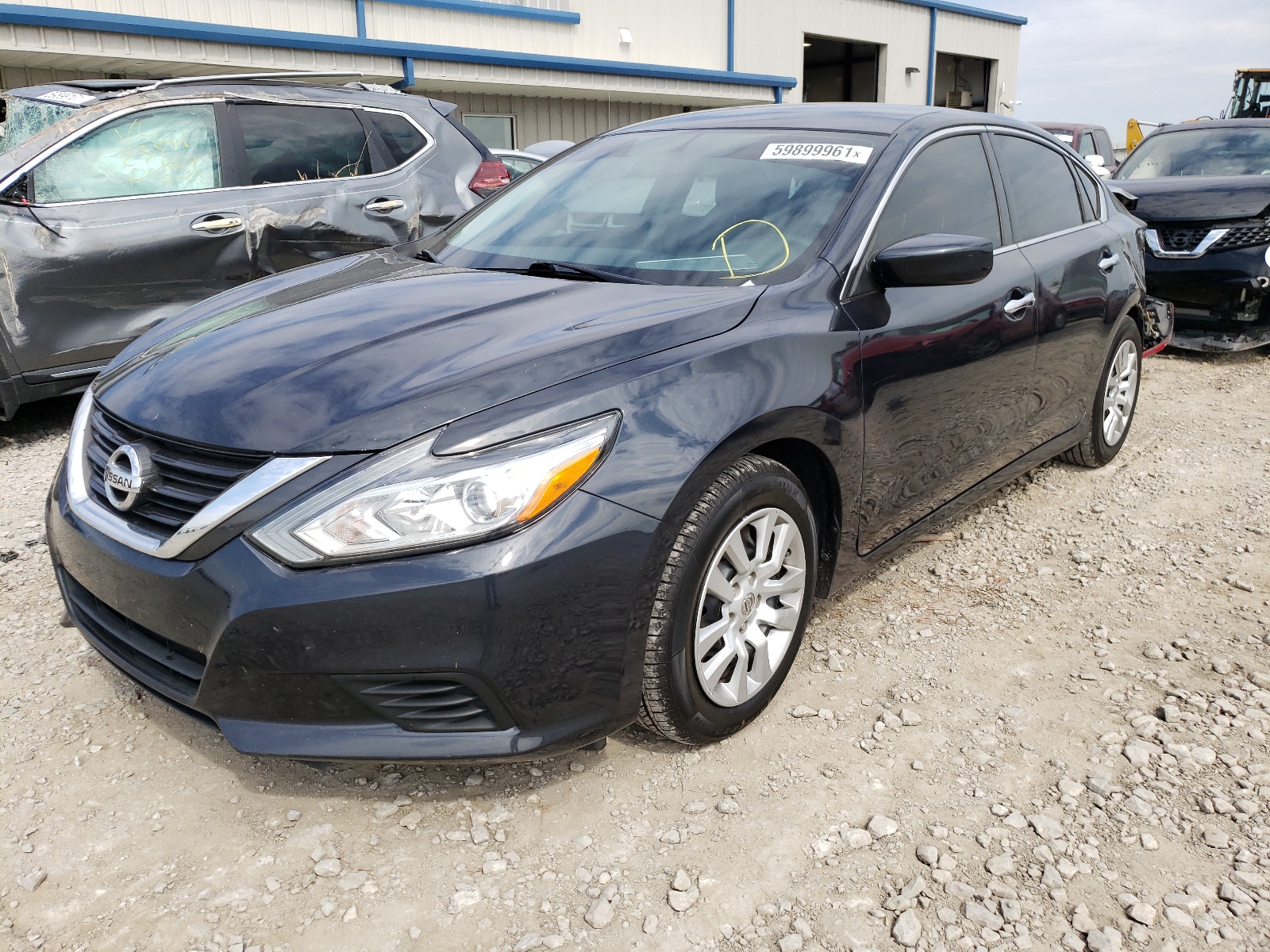 Photo 2 from auction – 2017 NISSAN ALTIMA 2.5 with VIN 1N4AL3AP5HC189236