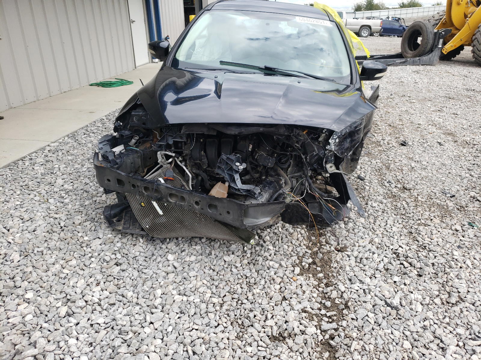 Photo 9 from auction – 2016 FORD FOCUS SE with VIN 1FADP3K29GL326147