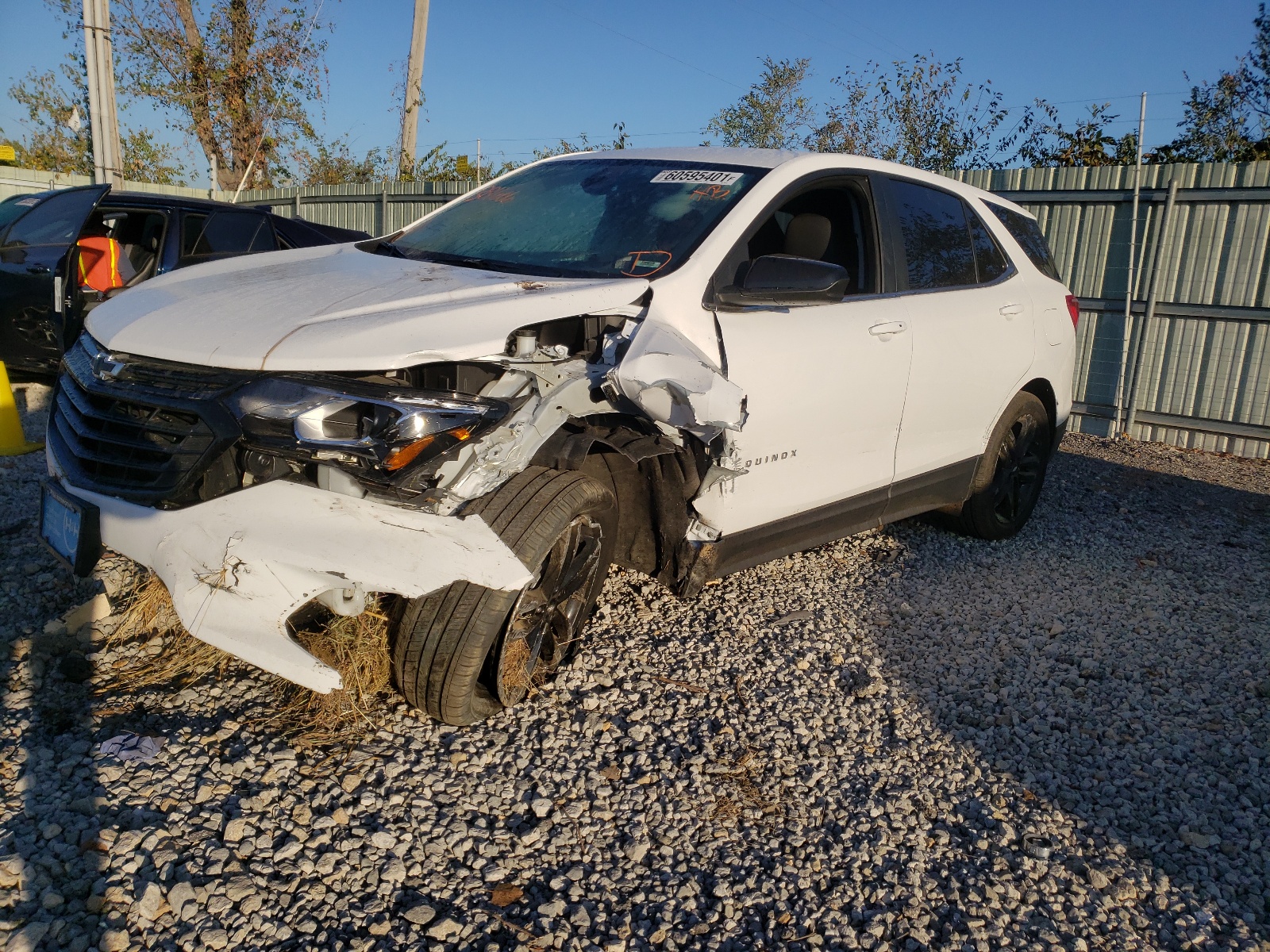 Photo 2 from auction – 2021 CHEVROLET EQUINOX LT with VIN 3GNAXUEV4ML381606
