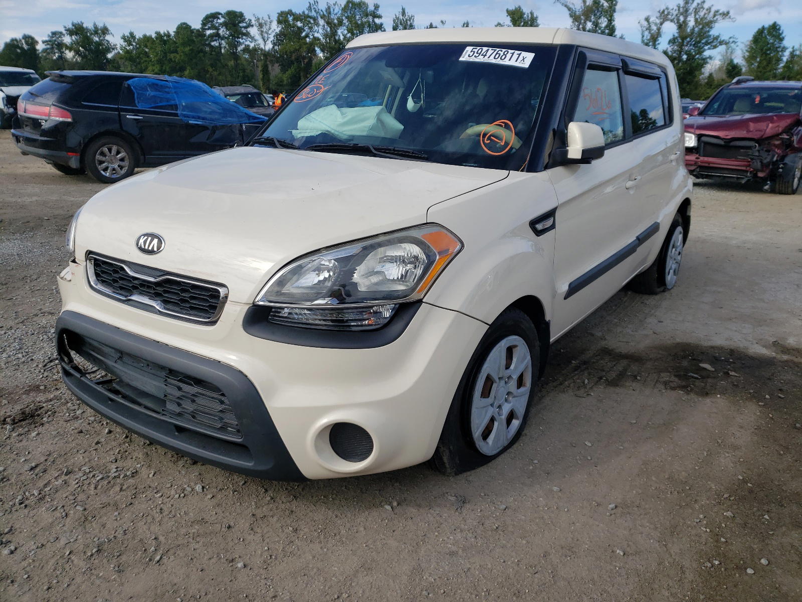 Photo 2 from auction – 2013 KIA SOUL with VIN KNDJT2A53D7760759