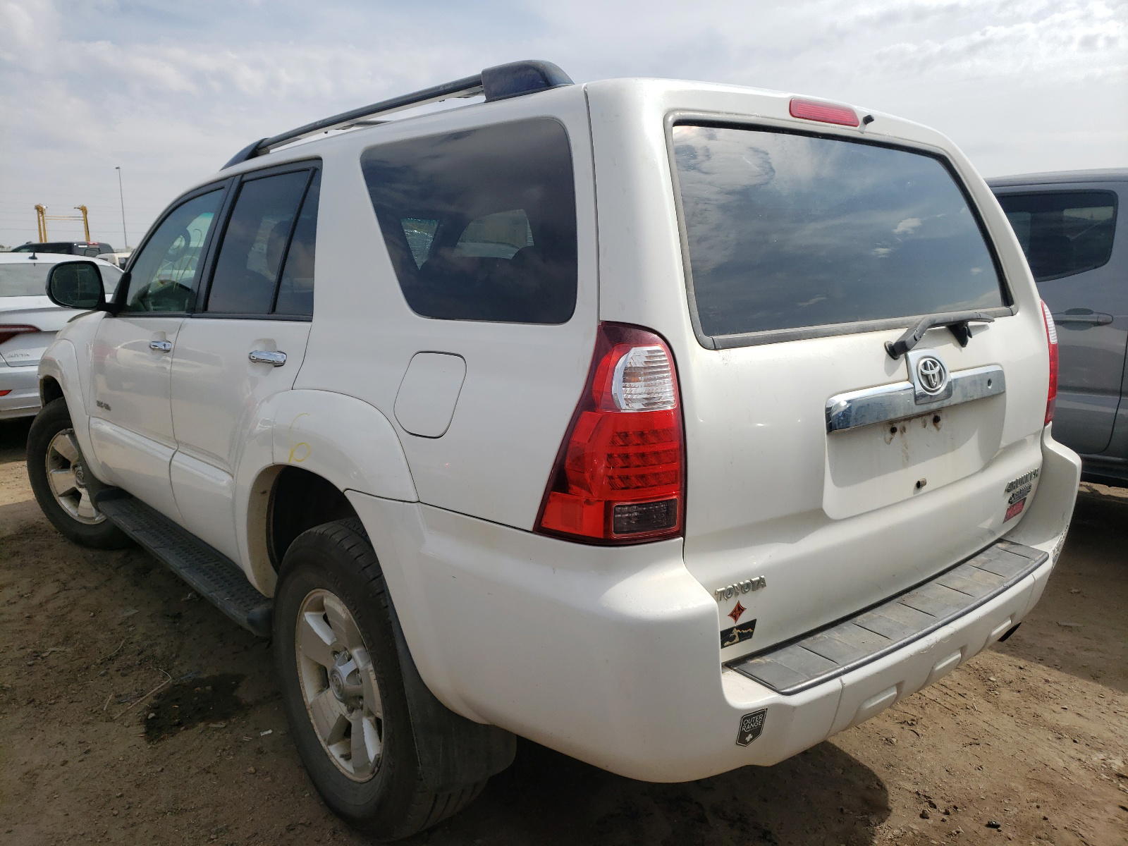 Photo 3 from auction – 2008 TOYOTA 4RUNNER SR with VIN JTEBU14R78K023637