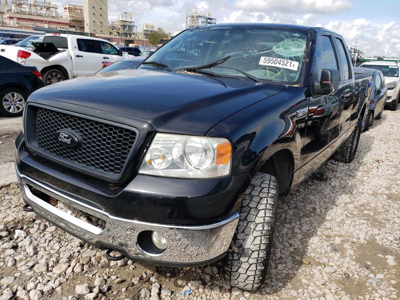 Photo 2 from auction – 2006 FORD F150 with VIN 1FTPX14526FB73997