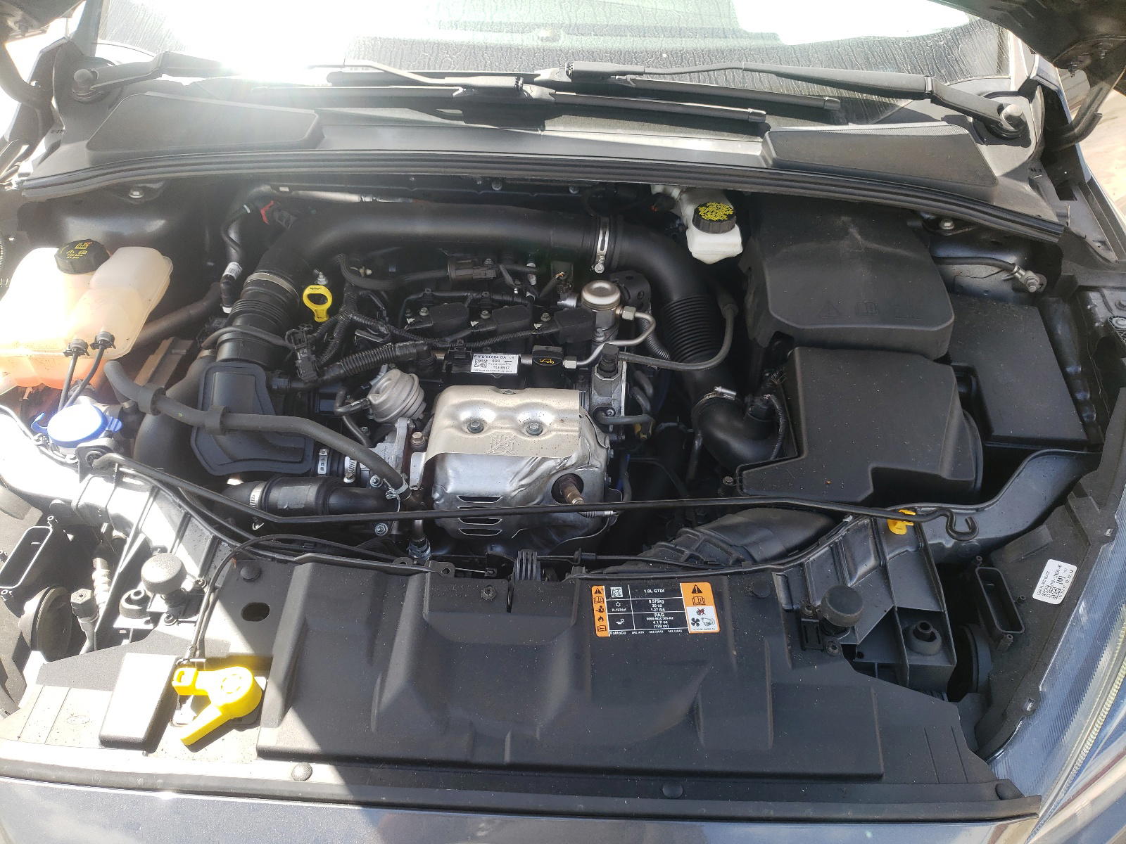 Photo 7 from auction – 2017 FORD FOCUS SE with VIN 1FADP3FE7HL341476