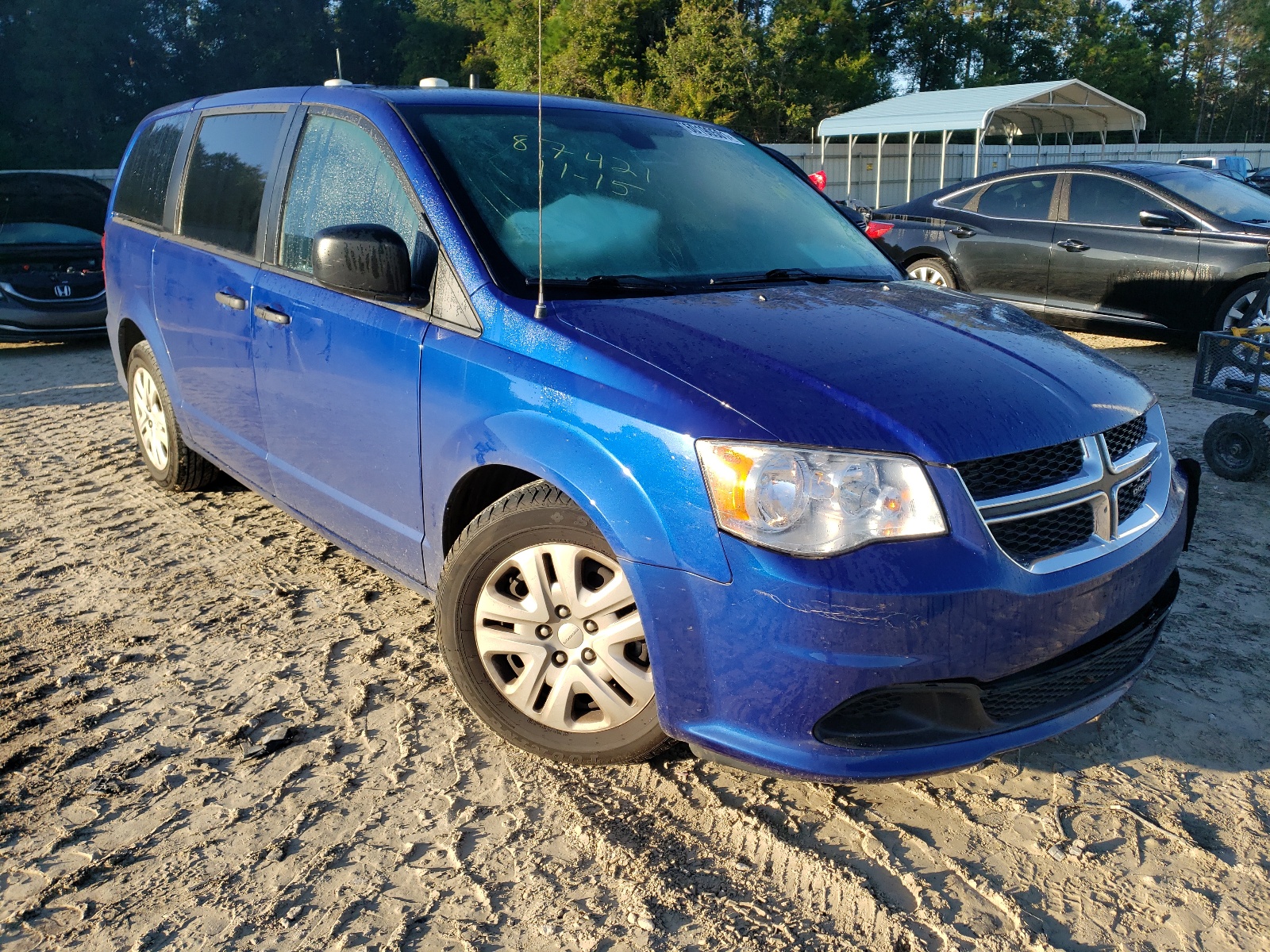 Photo 1 from auction – 2019 DODGE GRAND CARA with VIN 2C4RDGBG0KR779777