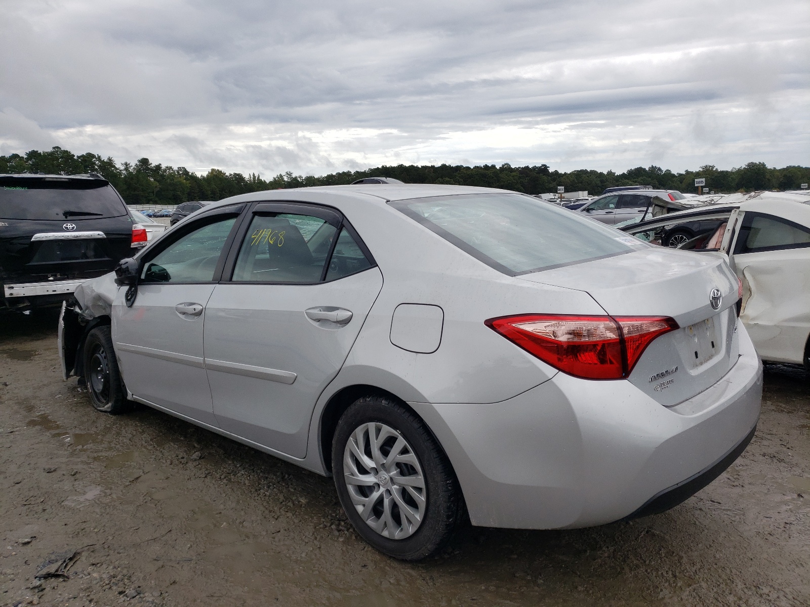 Photo 3 from auction – 2018 TOYOTA COROLLA L with VIN 2T1BURHE2JC085142