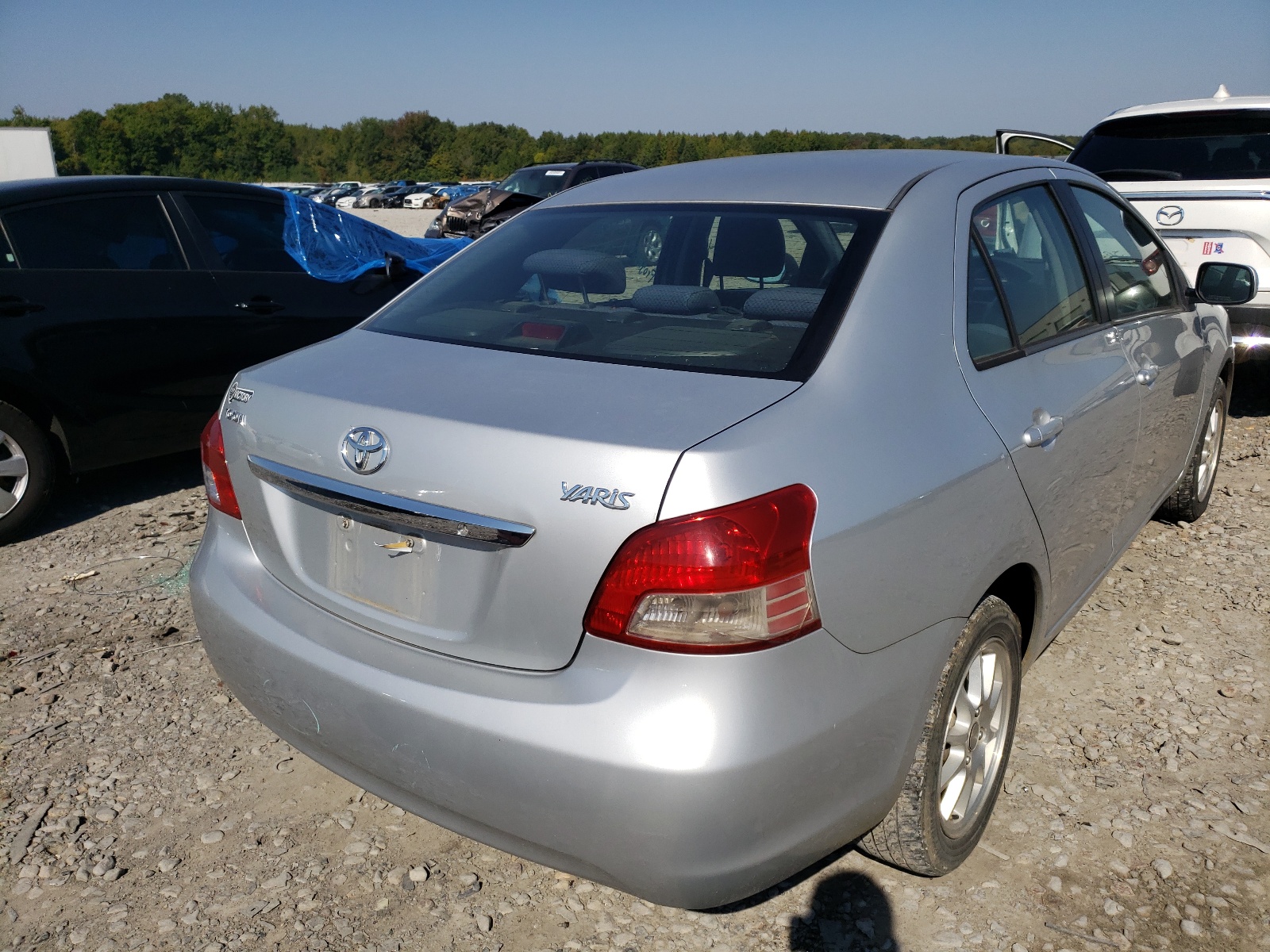 Photo 4 from auction – 2008 TOYOTA YARIS with VIN JTDBT923981217824