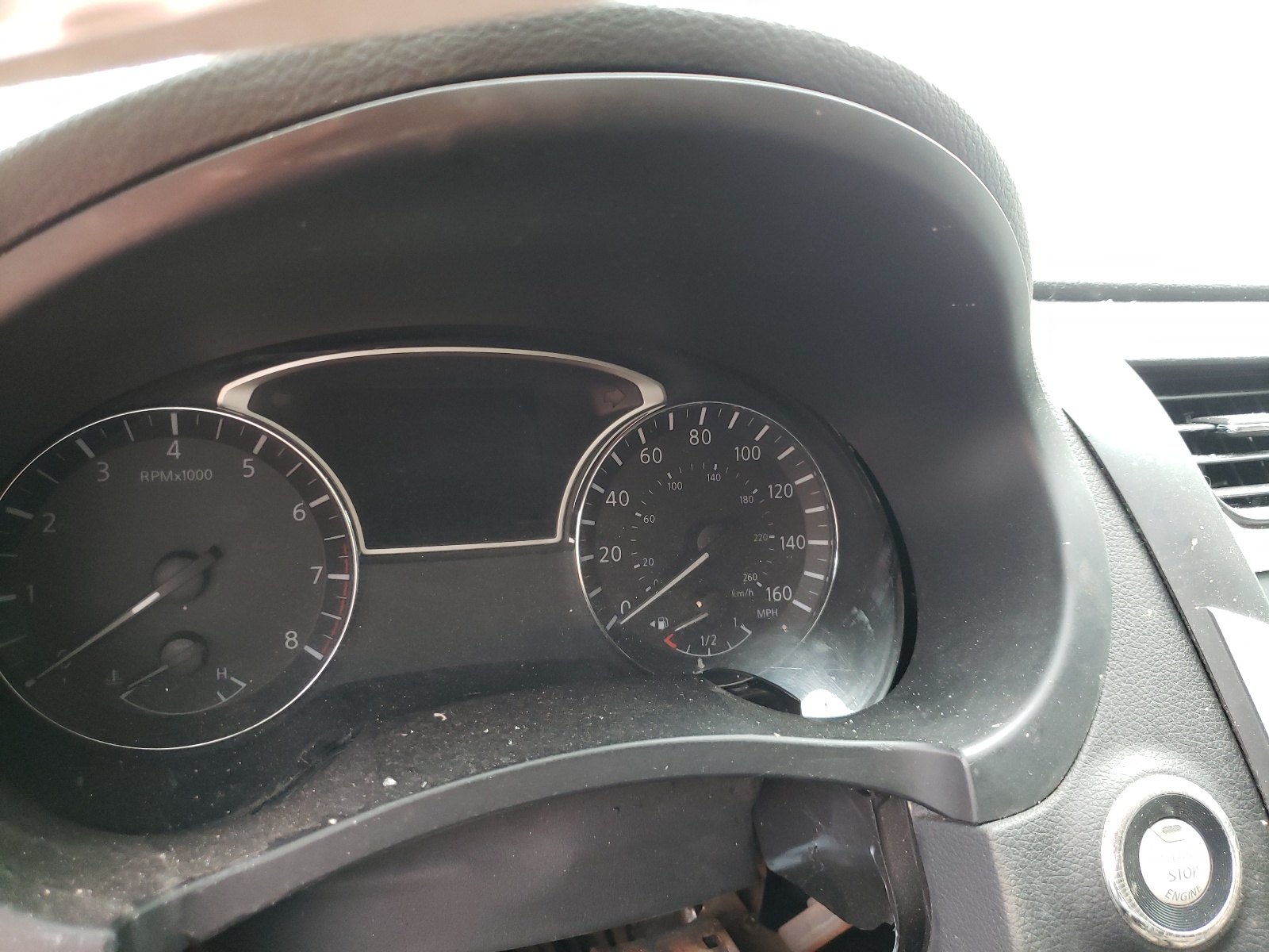 Photo 8 from auction – 2017 NISSAN ALTIMA 2.5 with VIN 1N4AL3AP2HN330168