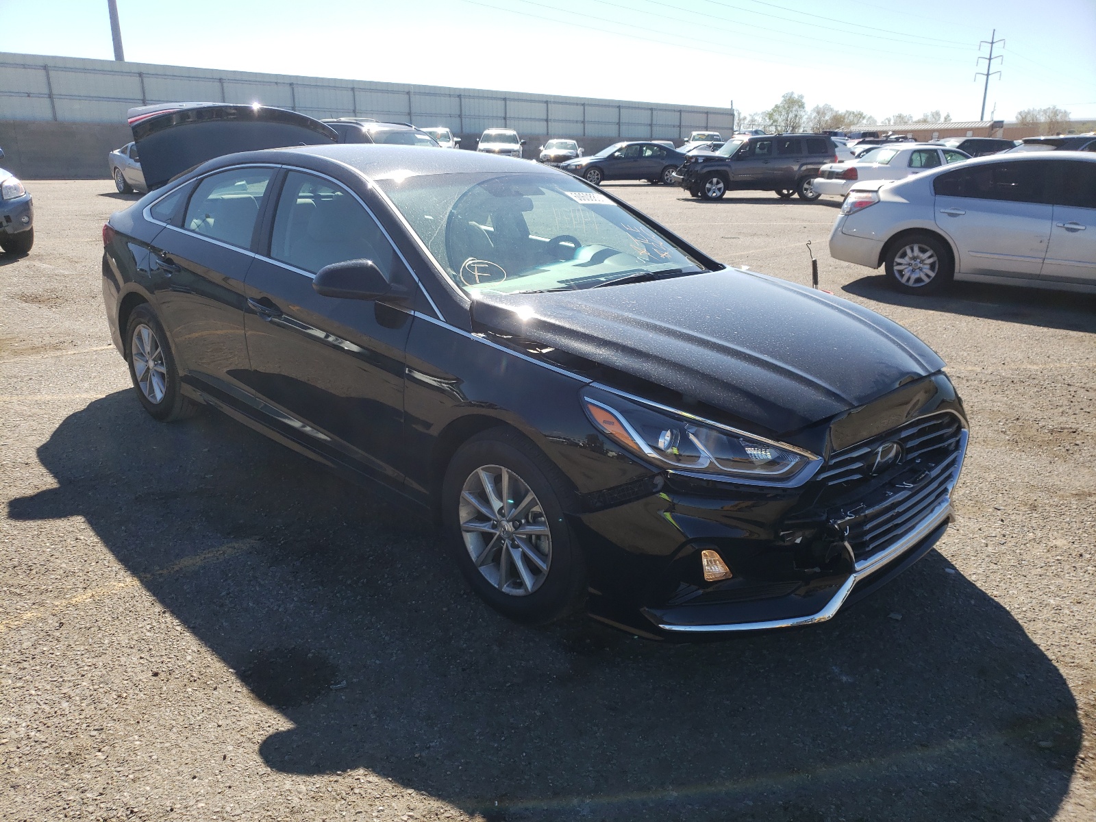 Photo 1 from auction – 2019 HYUNDAI SONATA SE with VIN 5NPE24AF8KH816924
