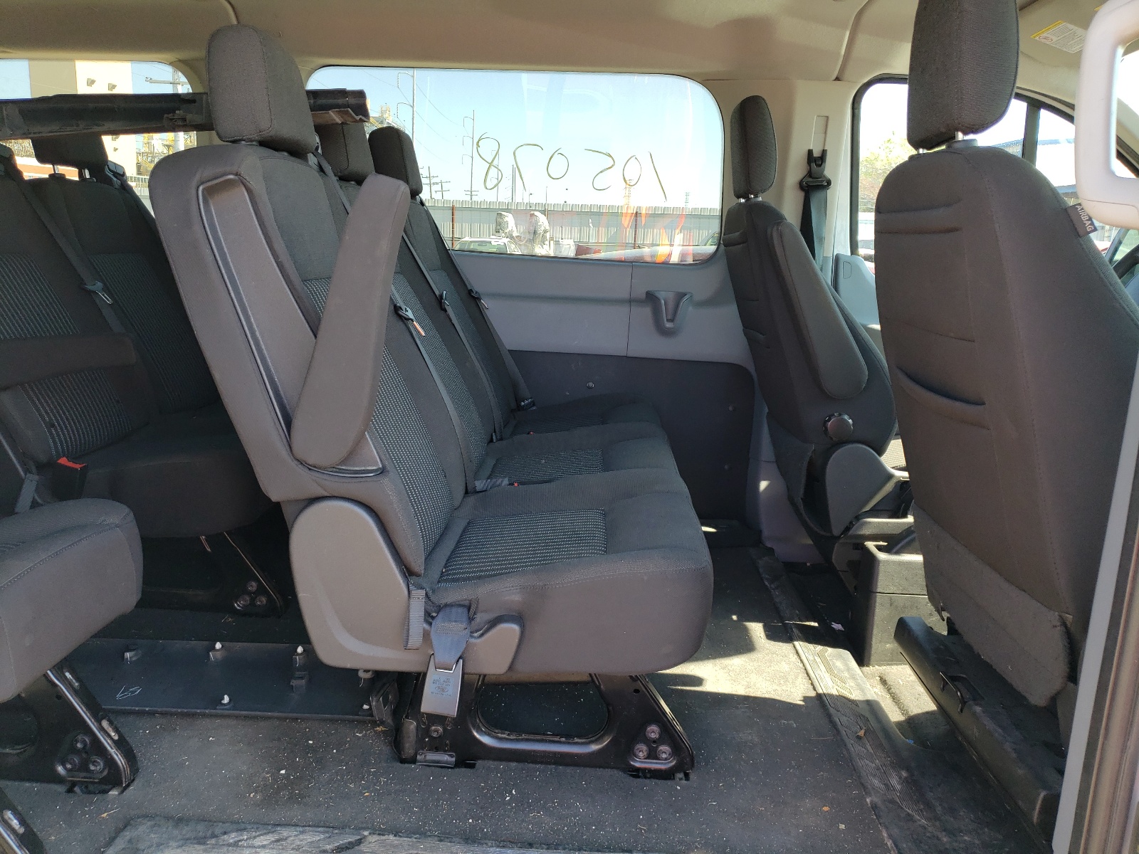 Photo 6 from auction – 2018 FORD TRANSIT T- with VIN 1FBZX2YM5JKA69850