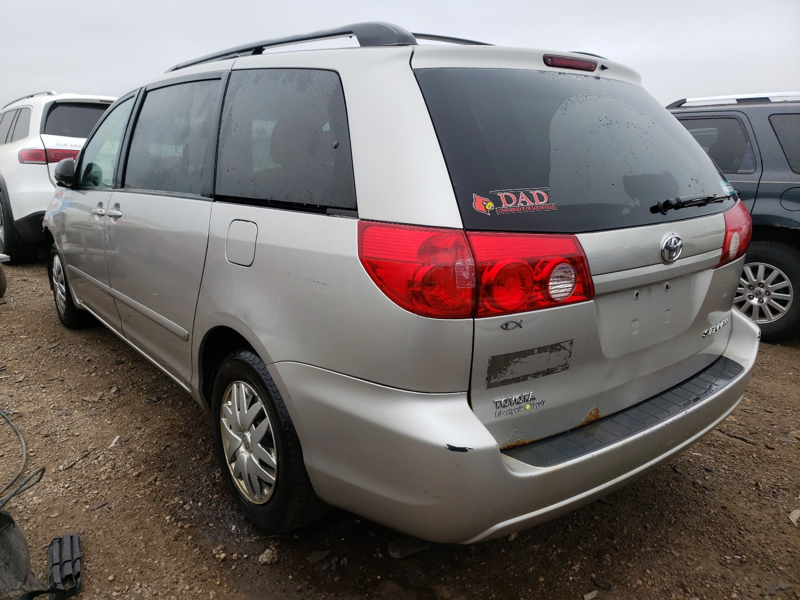 Photo 3 from auction – 2008 TOYOTA SIENNA CE with VIN 5TDZK23C38S186807