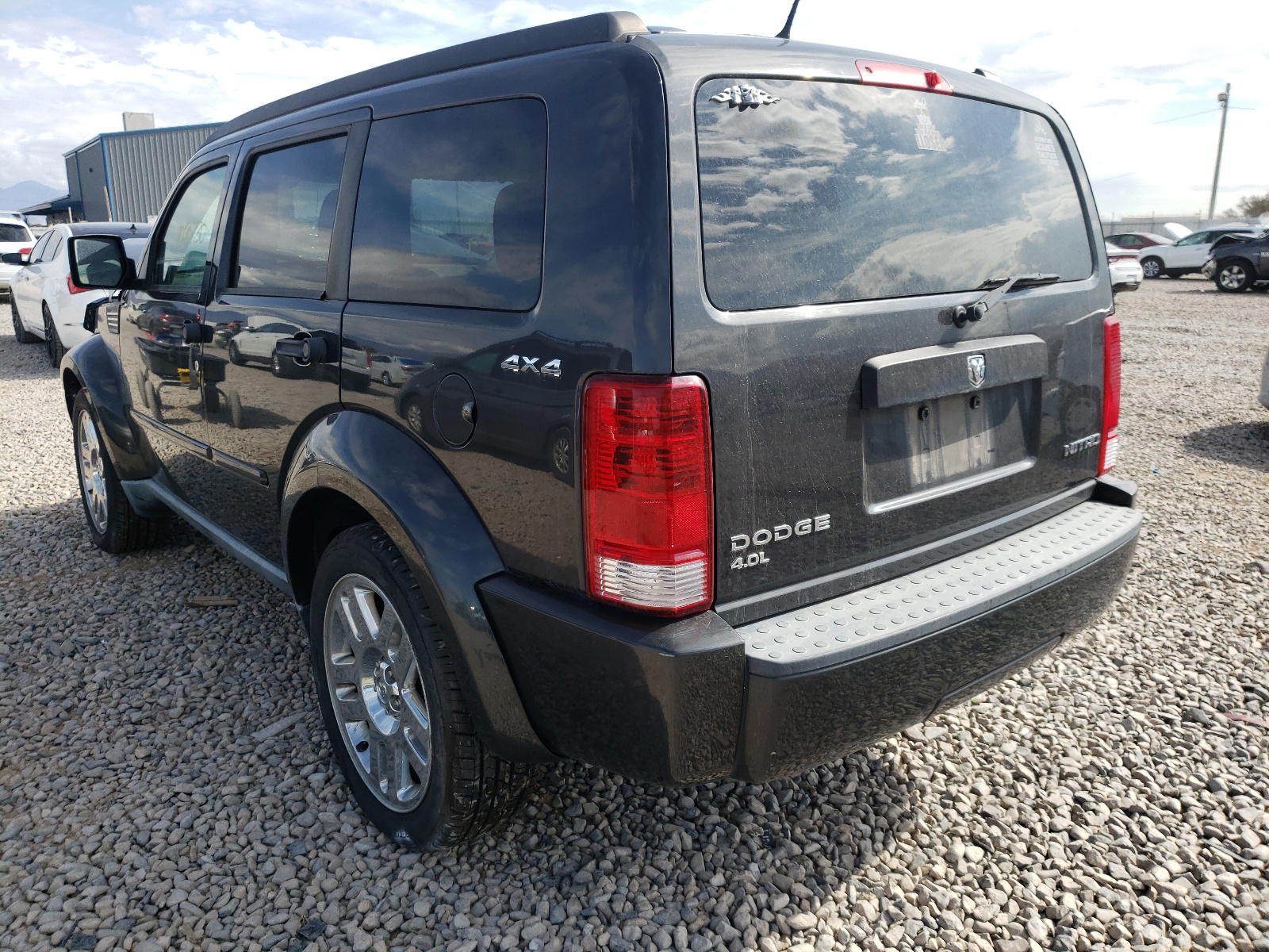 Photo 3 from auction – 2011 DODGE NITRO HEAT with VIN 1D4PU4GX6BW590978