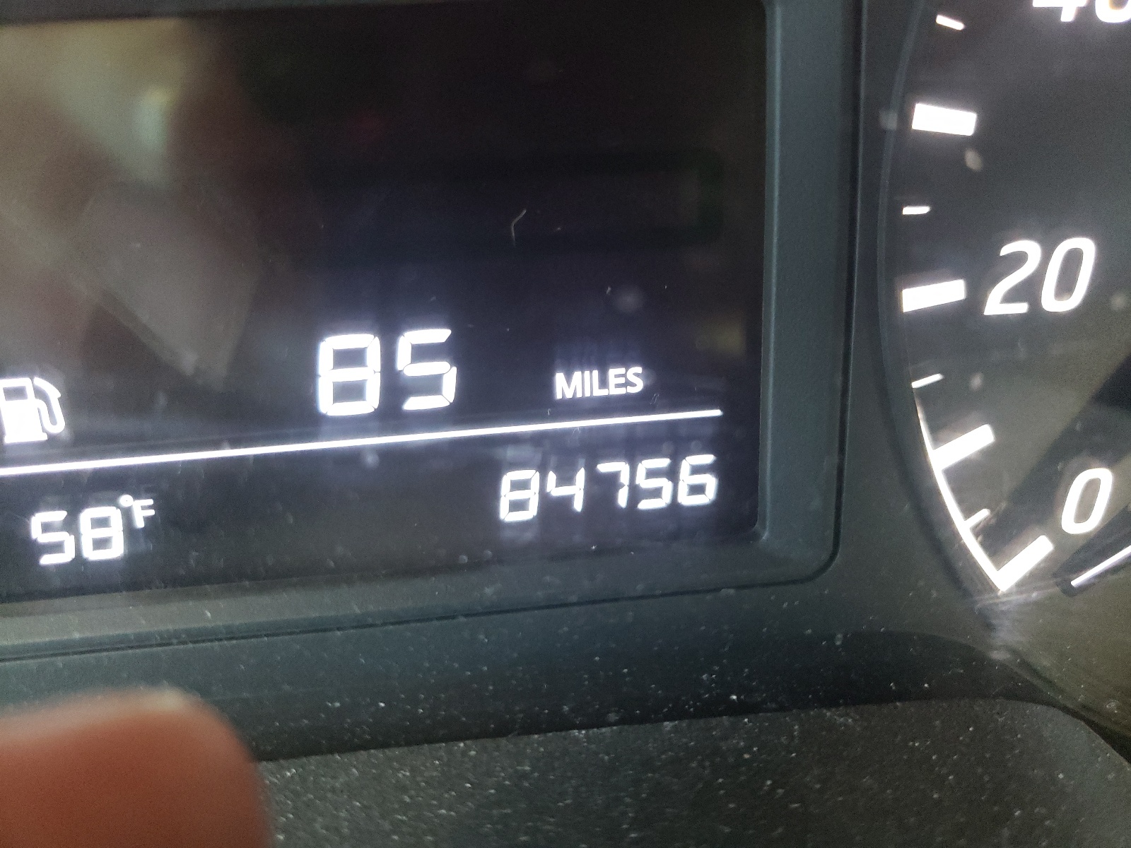 Photo 8 from auction – 2015 NISSAN SENTRA S with VIN 3N1AB7AP3FY254239