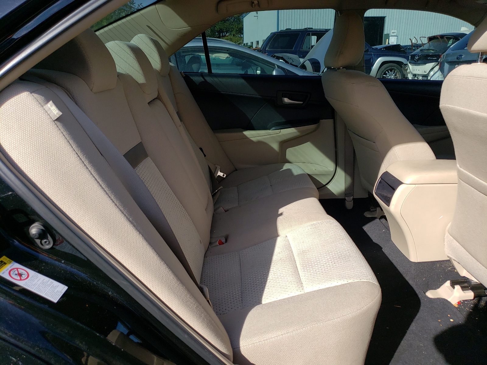 Photo 6 from auction – 2014 TOYOTA CAMRY L with VIN 4T4BF1FK0ER375667