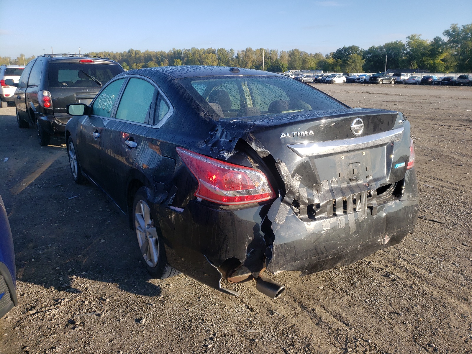 Photo 3 from auction – 2013 NISSAN ALTIMA 2.5 with VIN 1N4AL3AP2DN477312