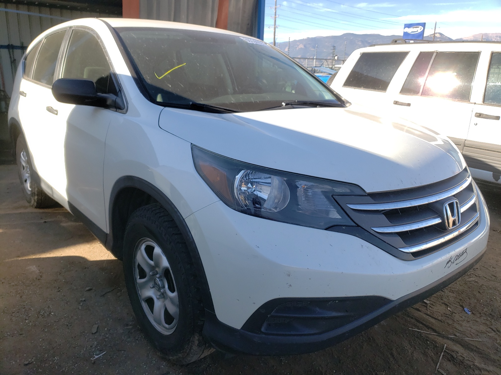 HONDA CR-V LX 2014 with VIN 5J6RM3H34EL044028 - Photo from auction