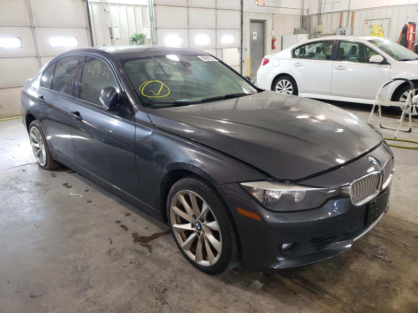 BMW 328 I 2013 with VIN WBA3A5G58DNP19334 - Photo from auction