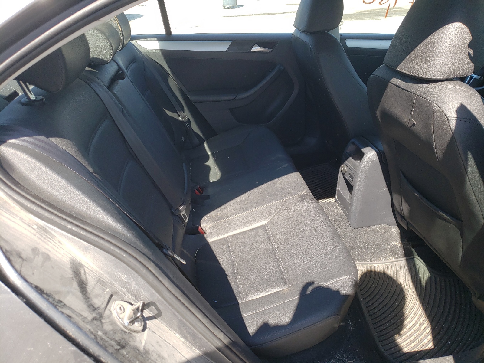 Photo 6 from auction – 2012 VOLKSWAGEN JETTA TDI with VIN 3VWLL7AJ5CM394243