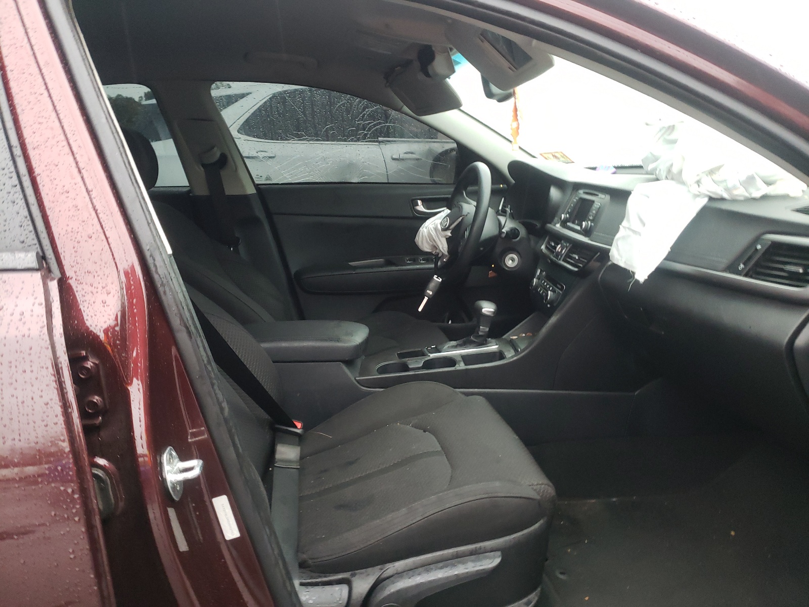 Photo 5 from auction – 2016 KIA OPTIMA LX with VIN 5XXGT4L34GG092953