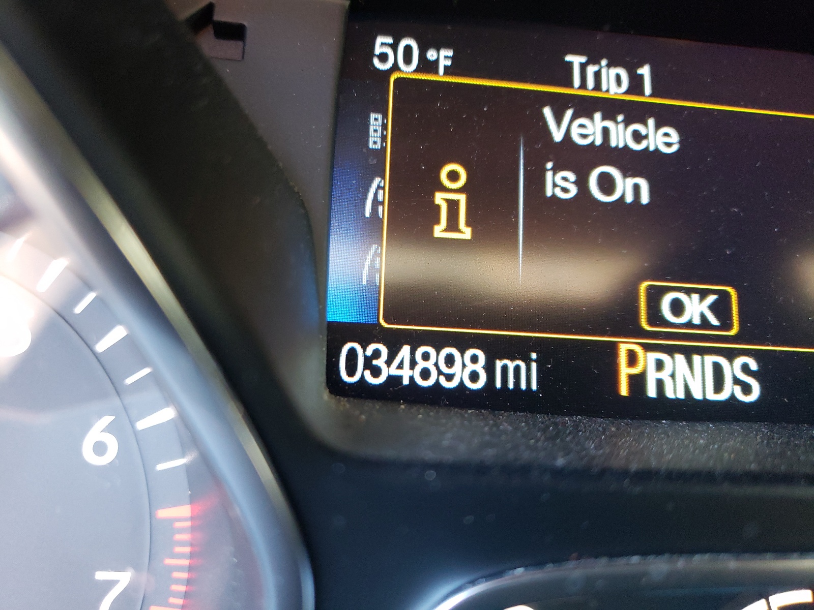 Photo 8 from auction – 2018 FORD ESCAPE SEL with VIN 1FMCU9HD8JUD11470