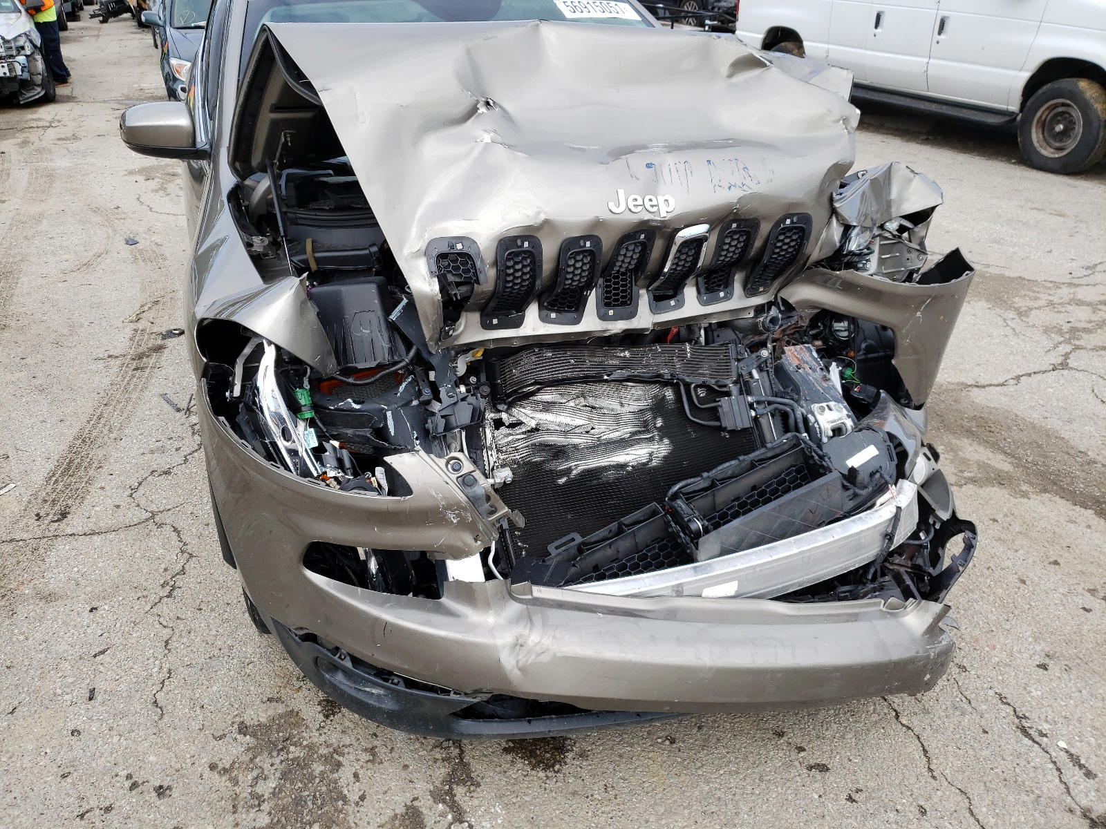Photo 9 from auction – 2017 JEEP CHEROKEE with VIN 1C4PJLCB4HW560140