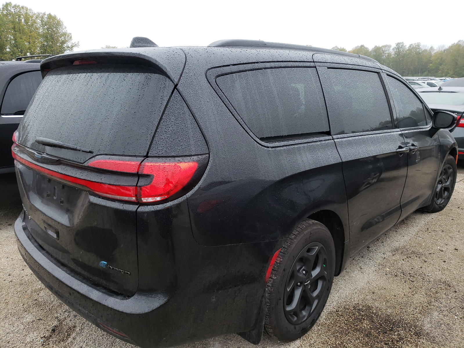 Photo 4 from auction – 2021 CHRYSLER PACIFICA H with VIN 2C4RC1L77MR501587