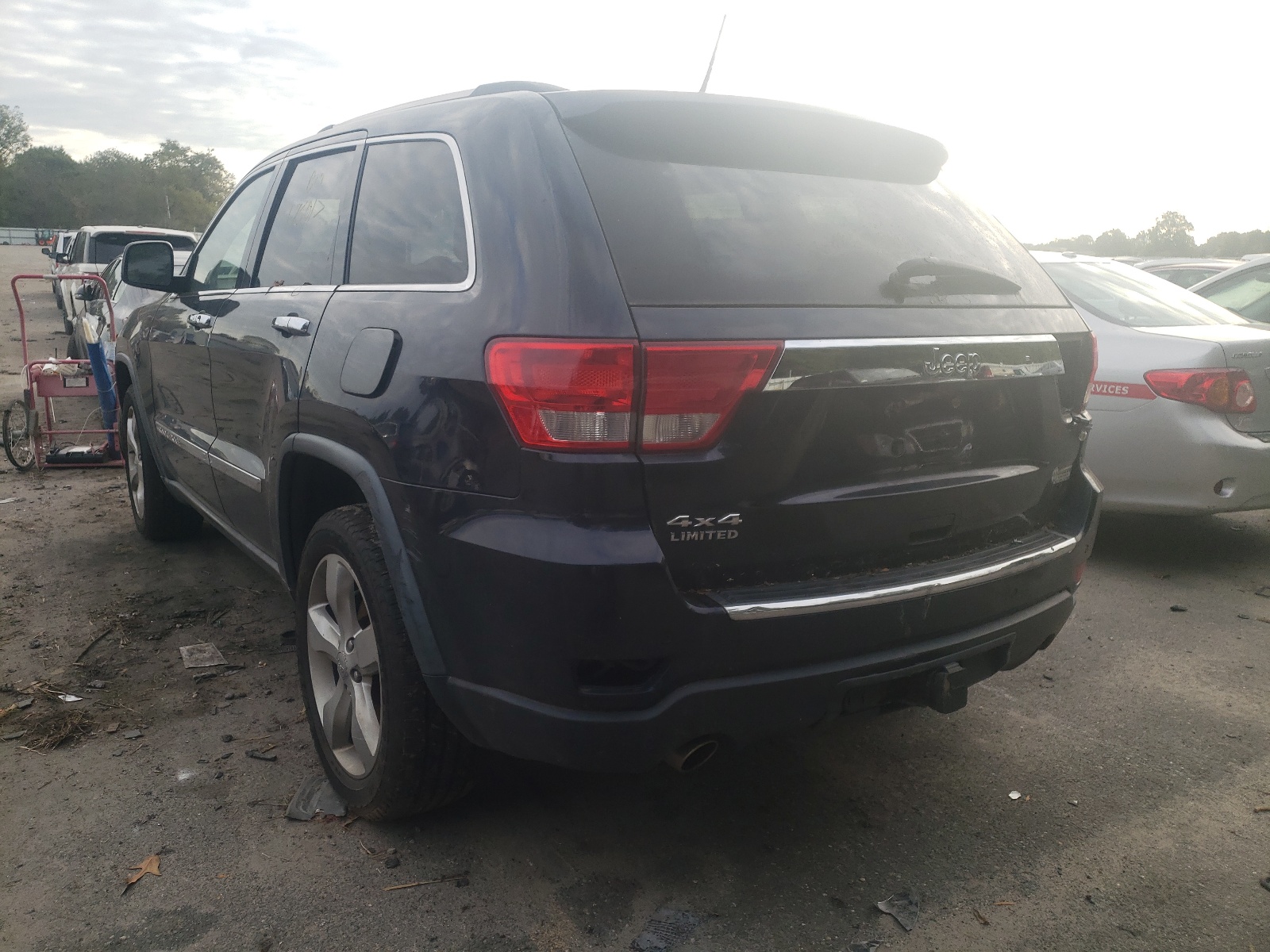 Photo 3 from auction – 2011 JEEP GRAND CHER with VIN 1J4RR5GT1BC603089