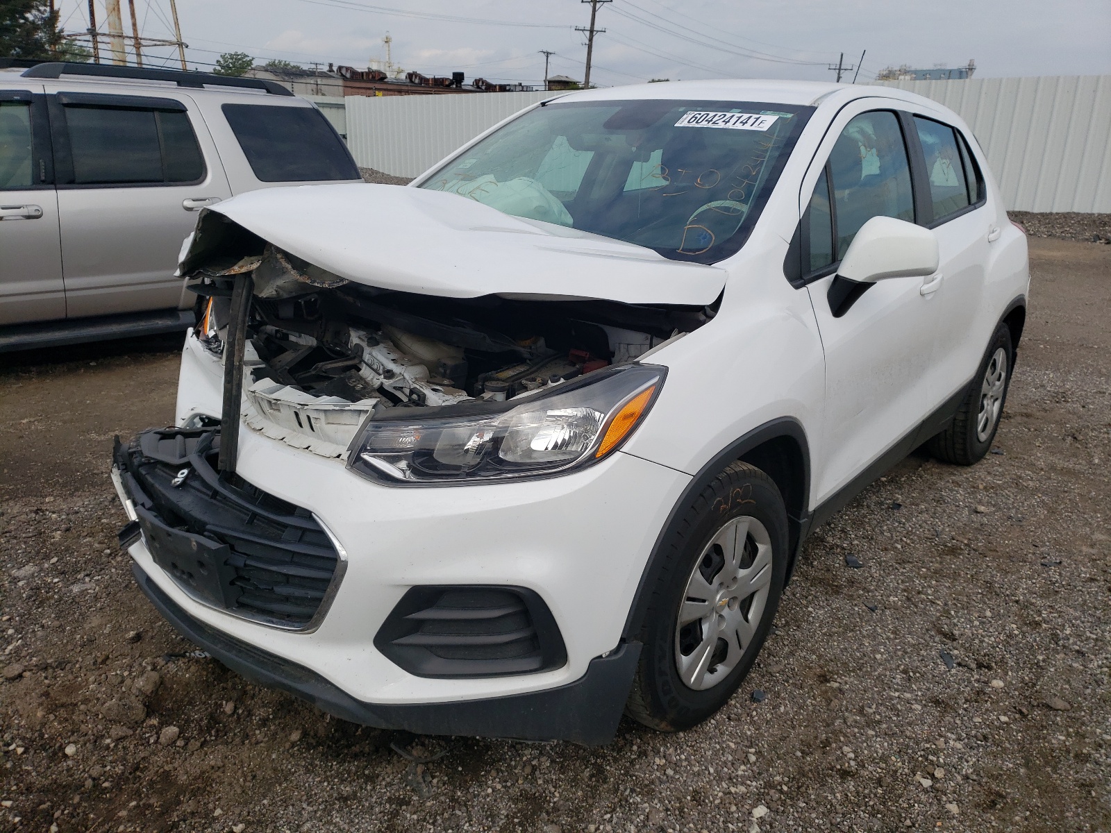 Photo 2 from auction – 2018 CHEVROLET TRAX LS with VIN 3GNCJKSB6JL387699
