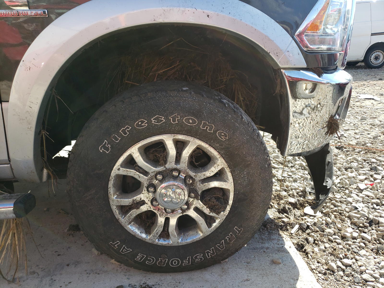 Photo 9 from auction – 2018 RAM 2500 LARAM with VIN 3C6UR5FL6JG419657