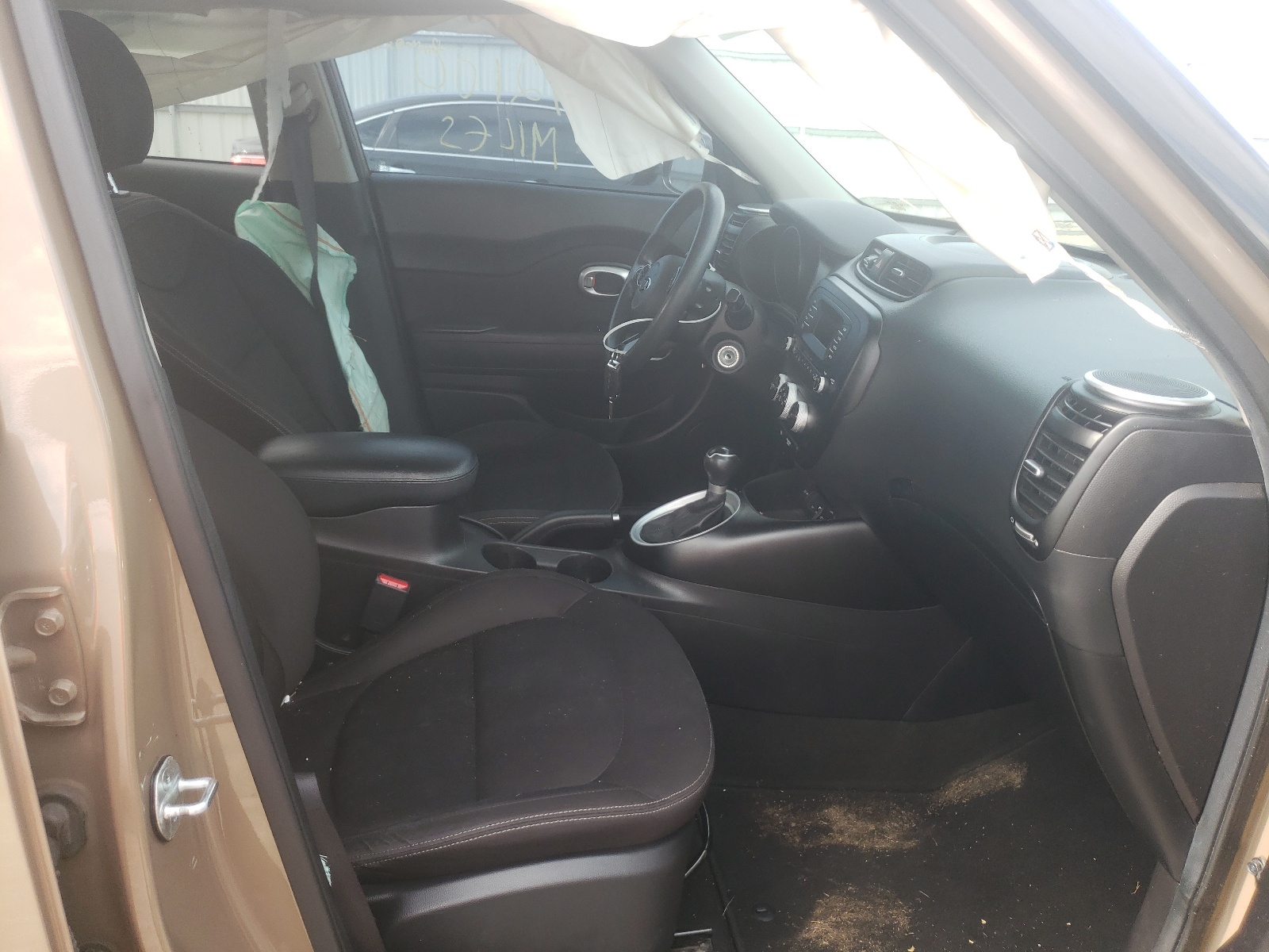 Photo 5 from auction – 2016 KIA SOUL with VIN KNDJN2A20G7252141