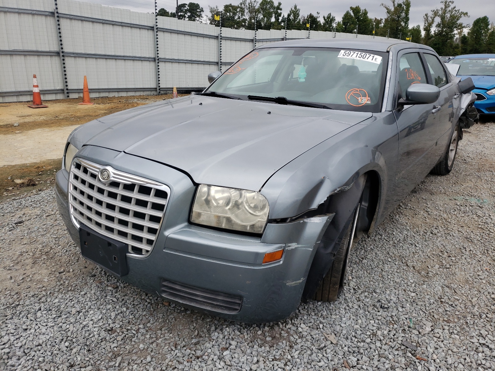 Photo 2 from auction – 2006 CHRYSLER 300 with VIN 2C3LA43R56H525558