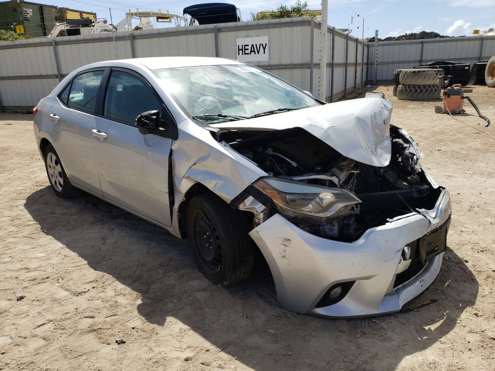 Photo 1 from auction – 2015 TOYOTA COROLLA L with VIN 5YFBURHE1FP275747